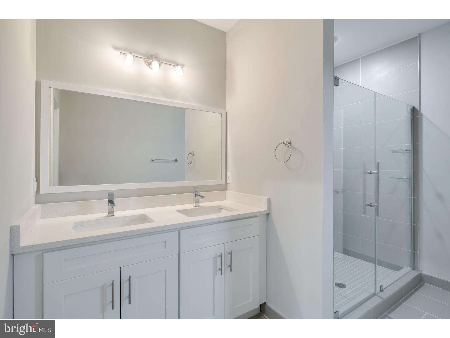 SOUTH KENSINGTON - Residential