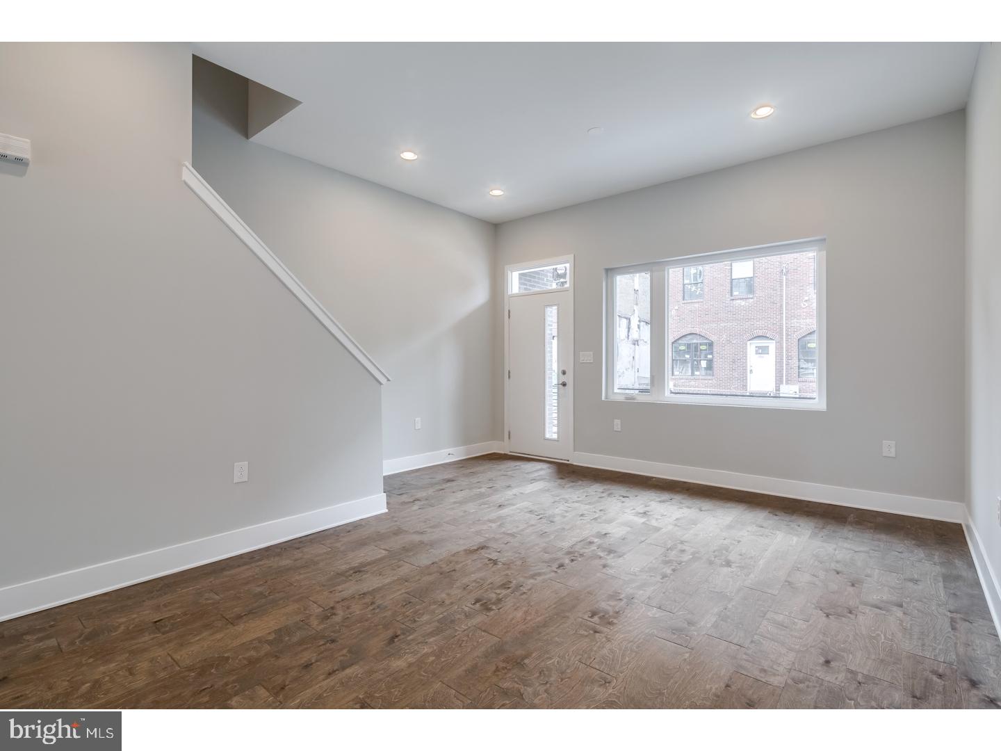 SOUTH KENSINGTON - Residential