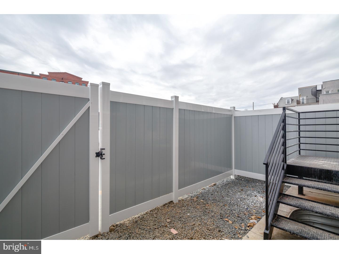 SOUTH KENSINGTON - Residential