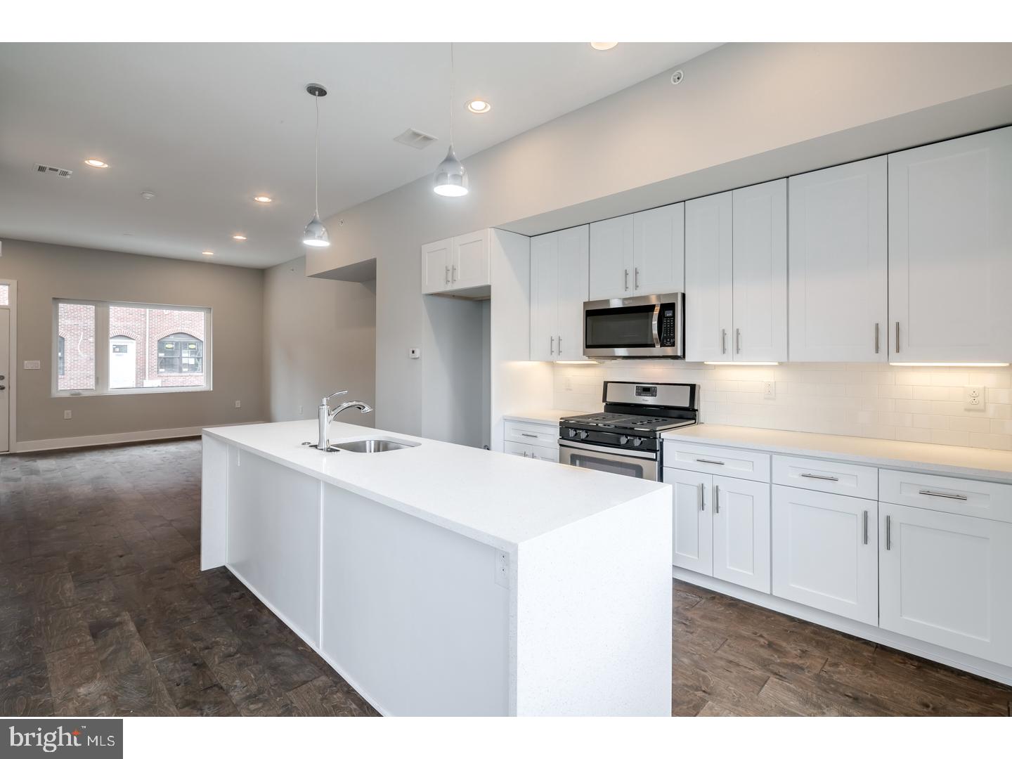 SOUTH KENSINGTON - Residential