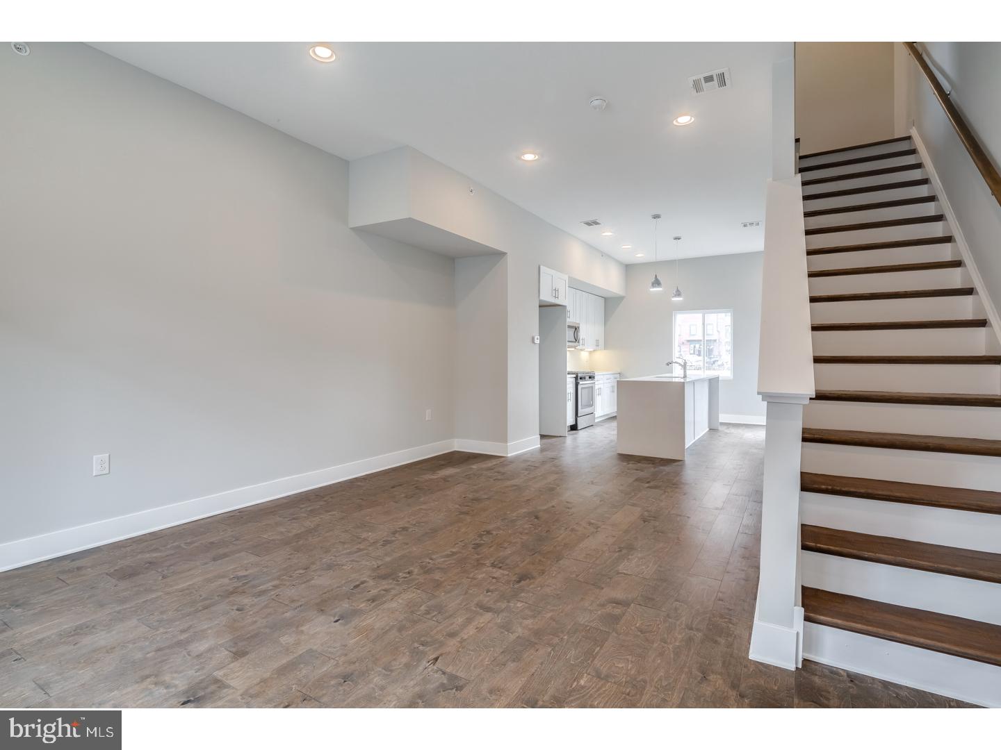 SOUTH KENSINGTON - Residential