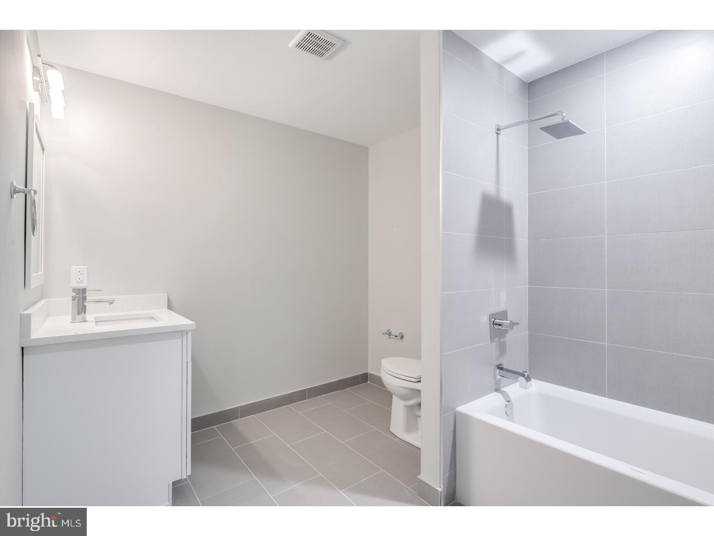 SOUTH KENSINGTON - Residential