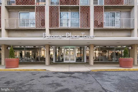 800 4th Street SW Unit N401, Washington, DC 20024 - MLS#: DCDC2187954