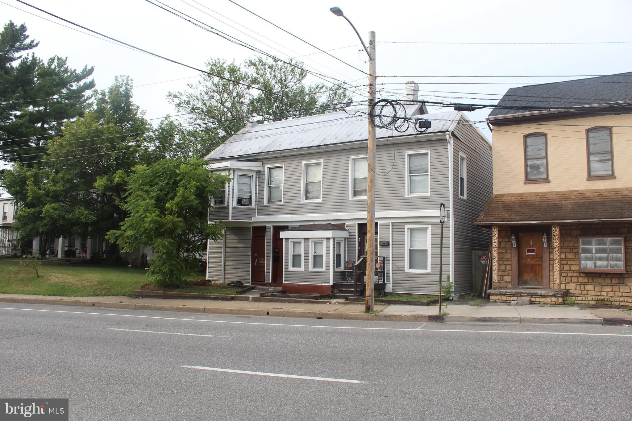 447-449 W WASHINGTON STREET