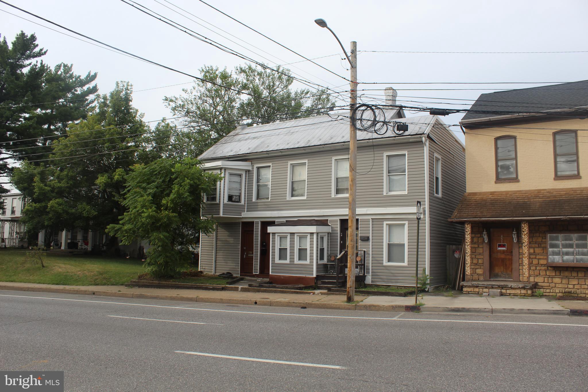 447-449 W WASHINGTON STREET
