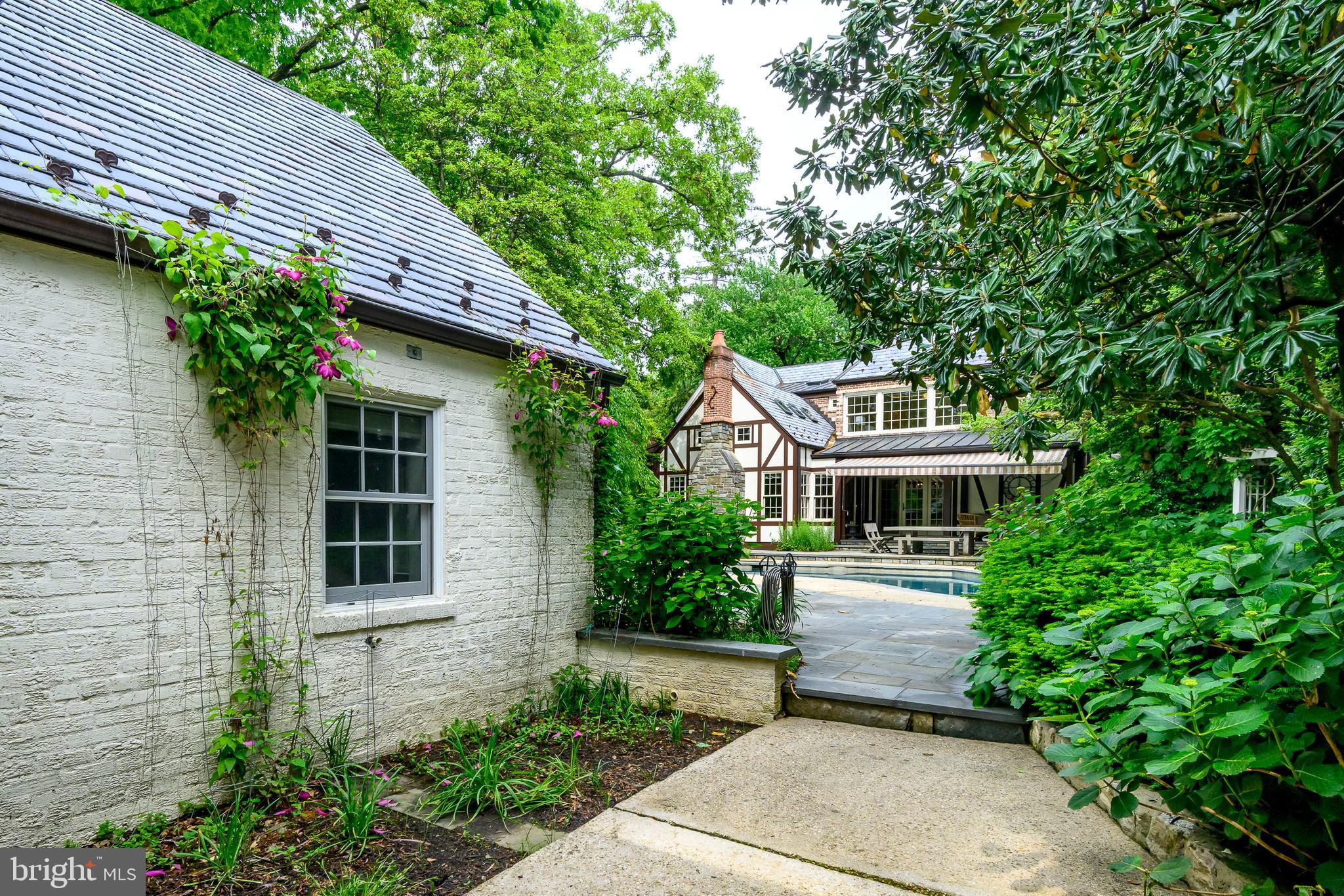 CHEVY CHASE - Residential