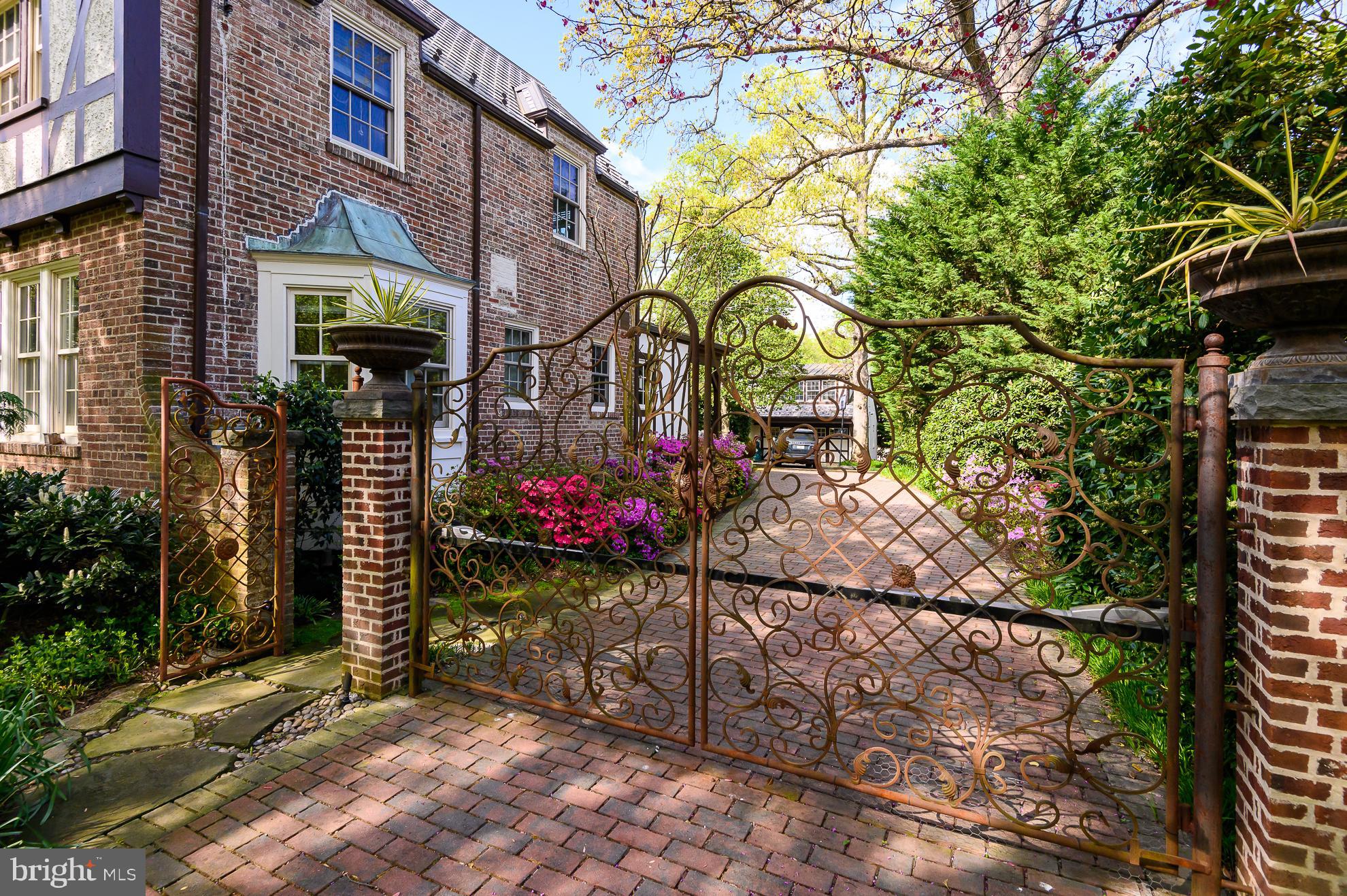 CHEVY CHASE - Residential
