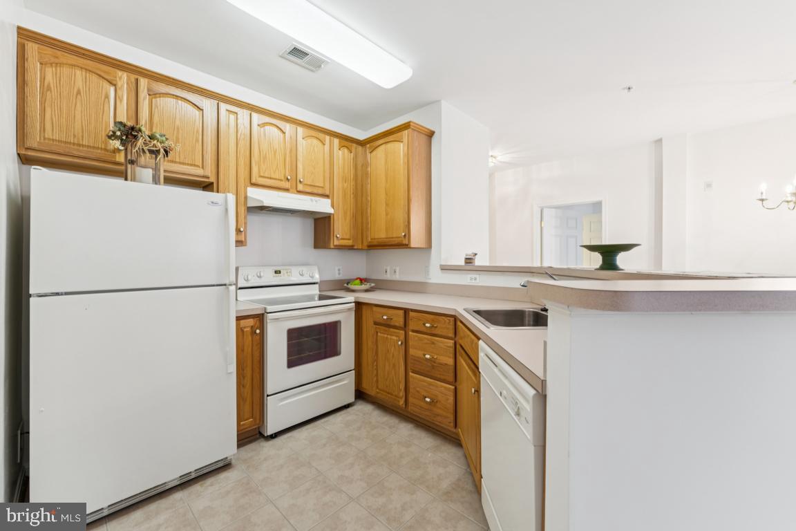 BOWIE TOWERS - Residential