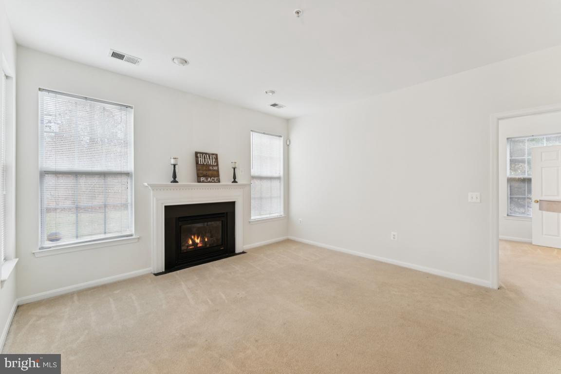 BOWIE TOWERS - Residential