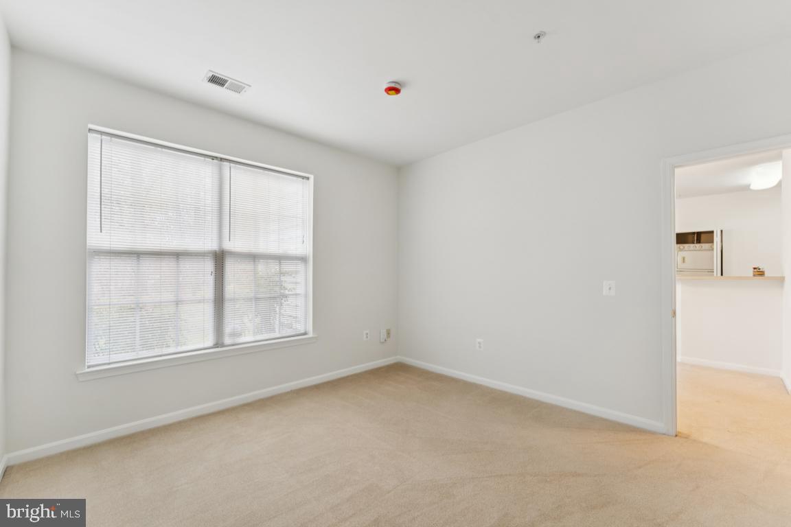 BOWIE TOWERS - Residential