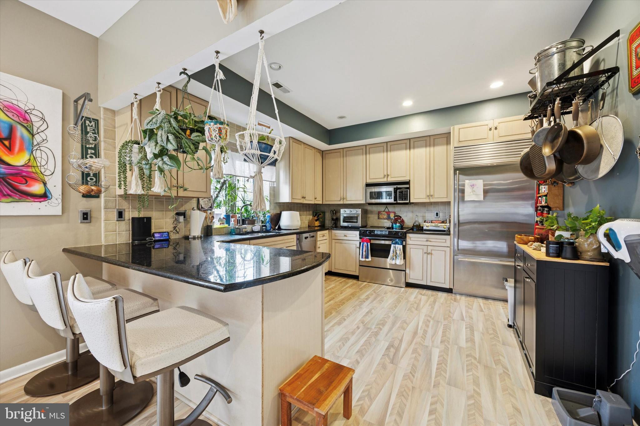 4 FAIRHAVEN COURT