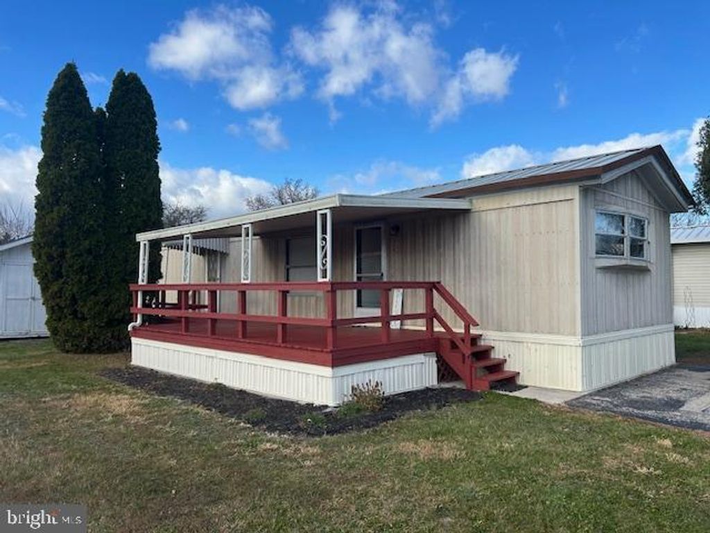 Photo of 323 Benning Avenue, GETTYSBURG, PA 17325 (MLS # PAAD2020622)