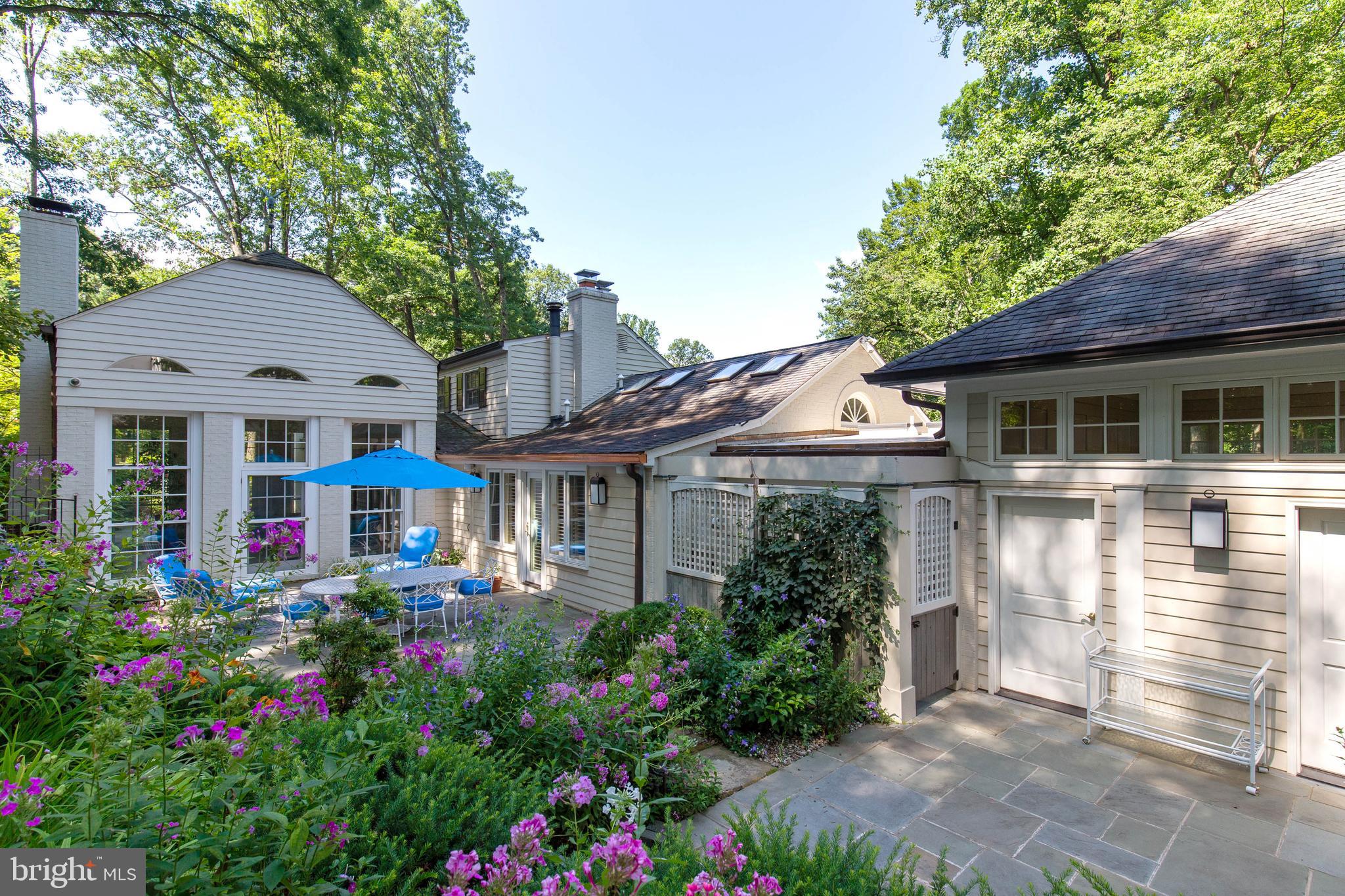 OLD GEORGETOWN ESTATES - Residential