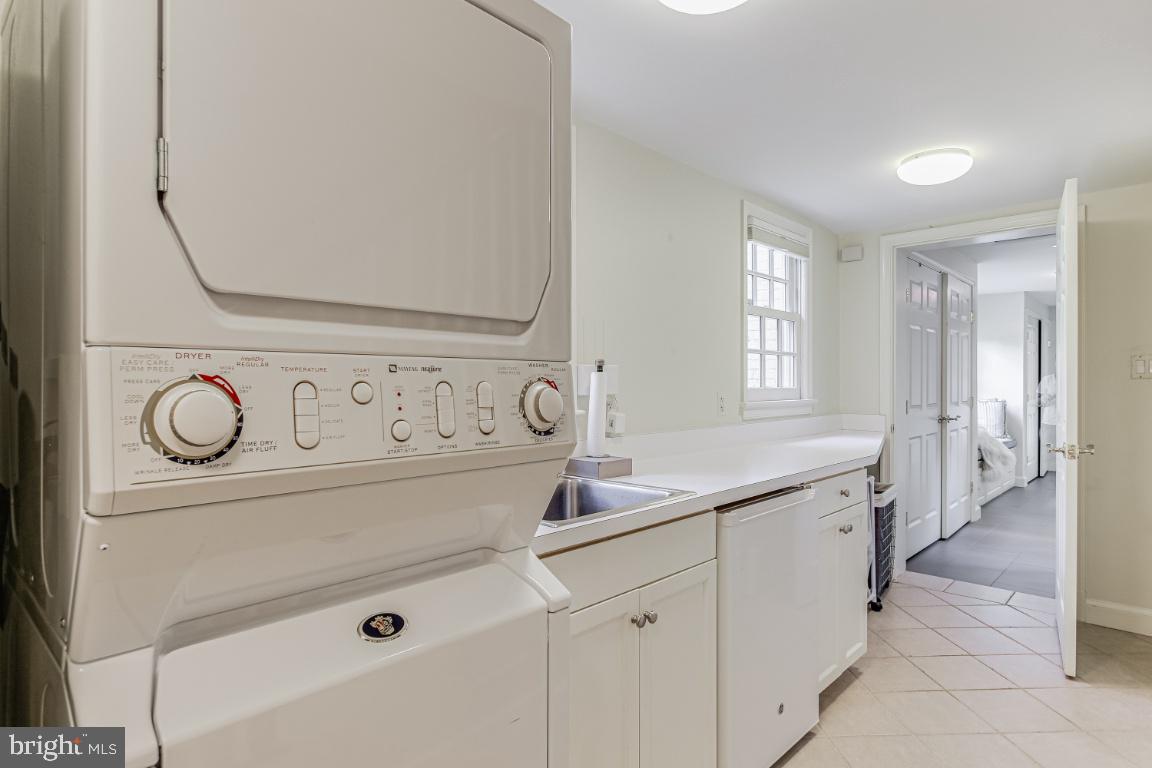 OLD GEORGETOWN ESTATES - Residential