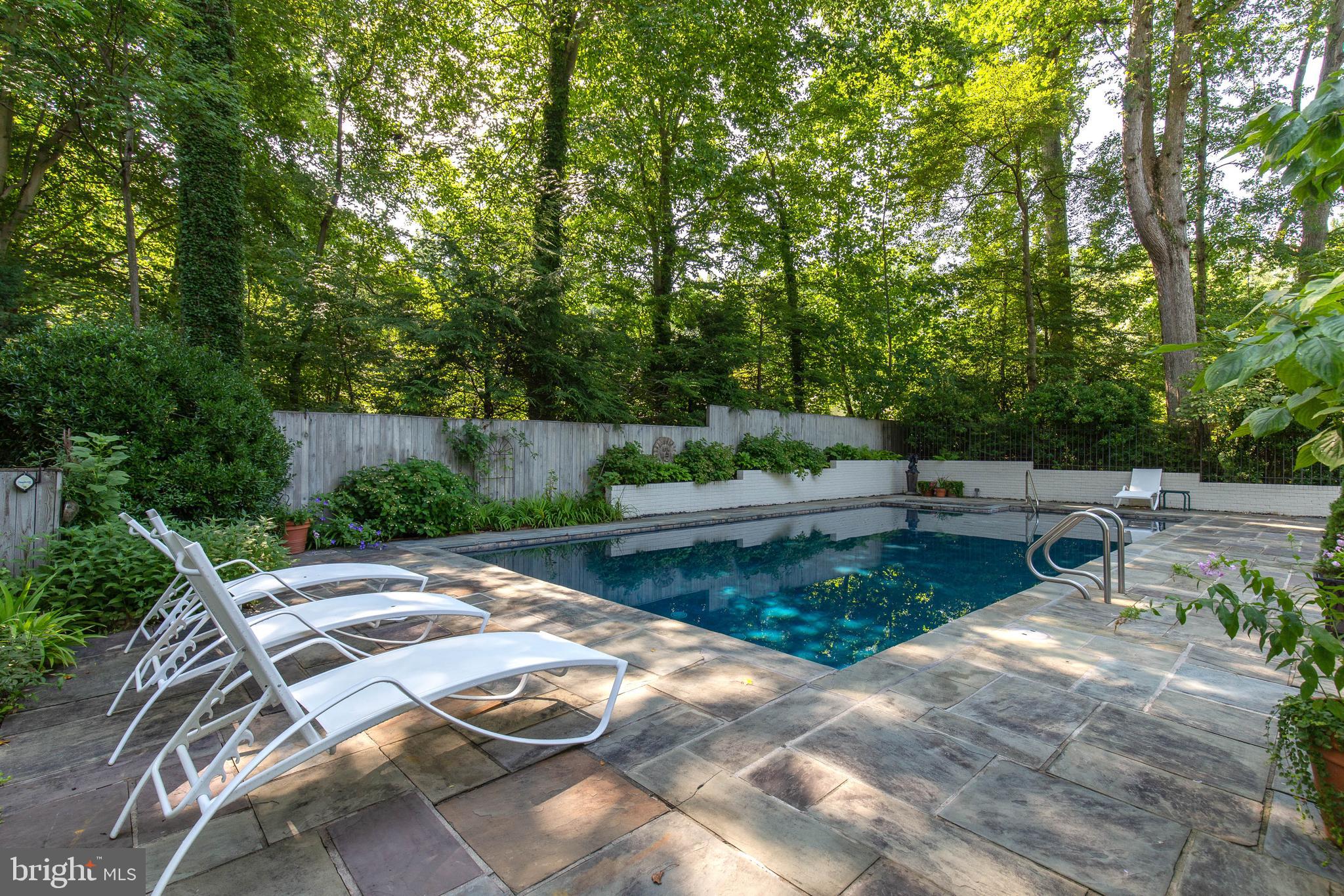 OLD GEORGETOWN ESTATES - Residential