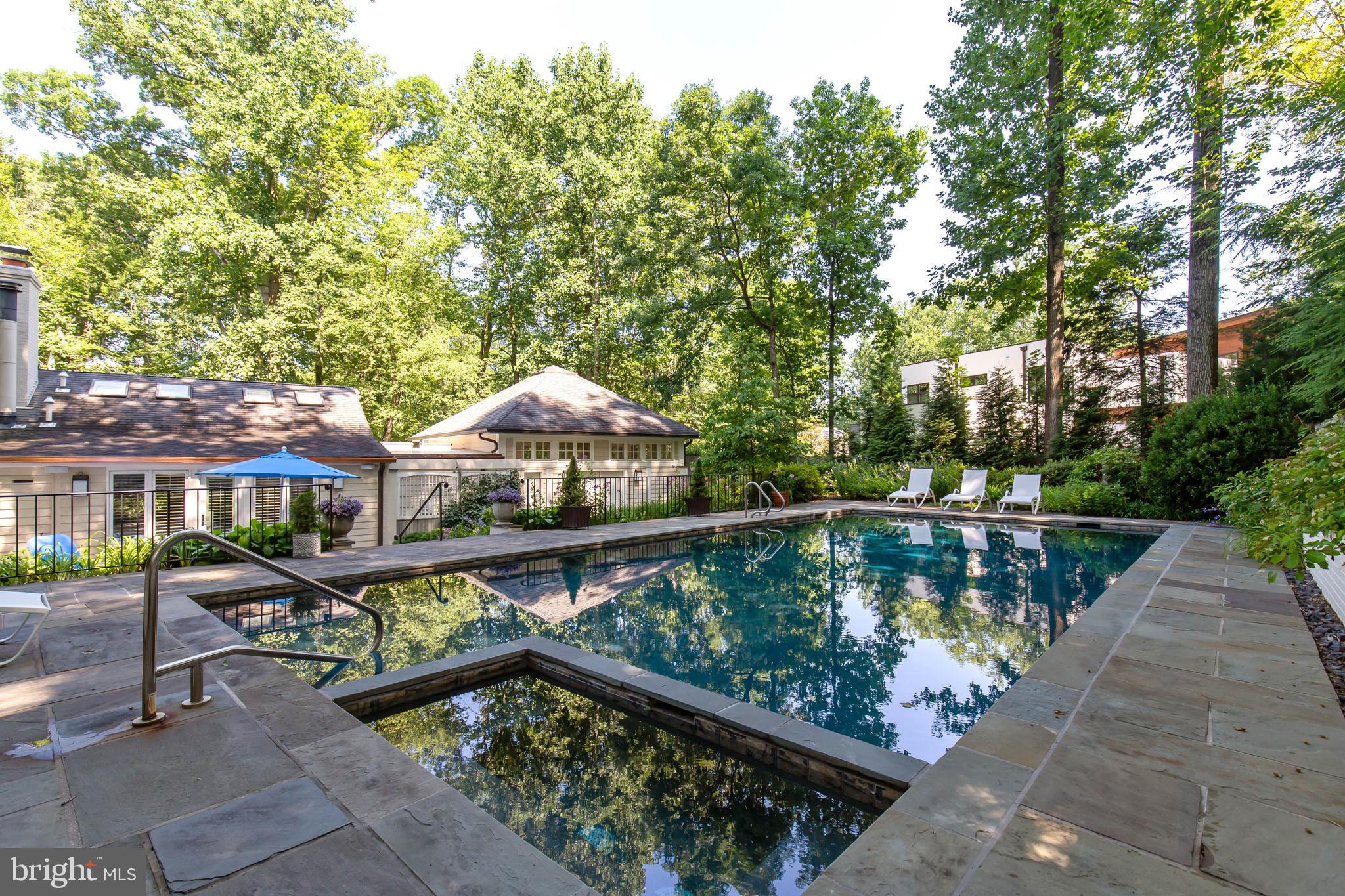 OLD GEORGETOWN ESTATES - Residential