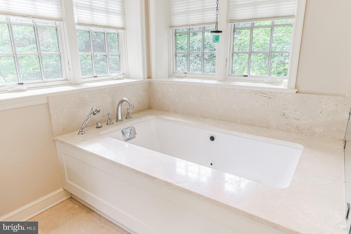 OLD GEORGETOWN ESTATES - Residential