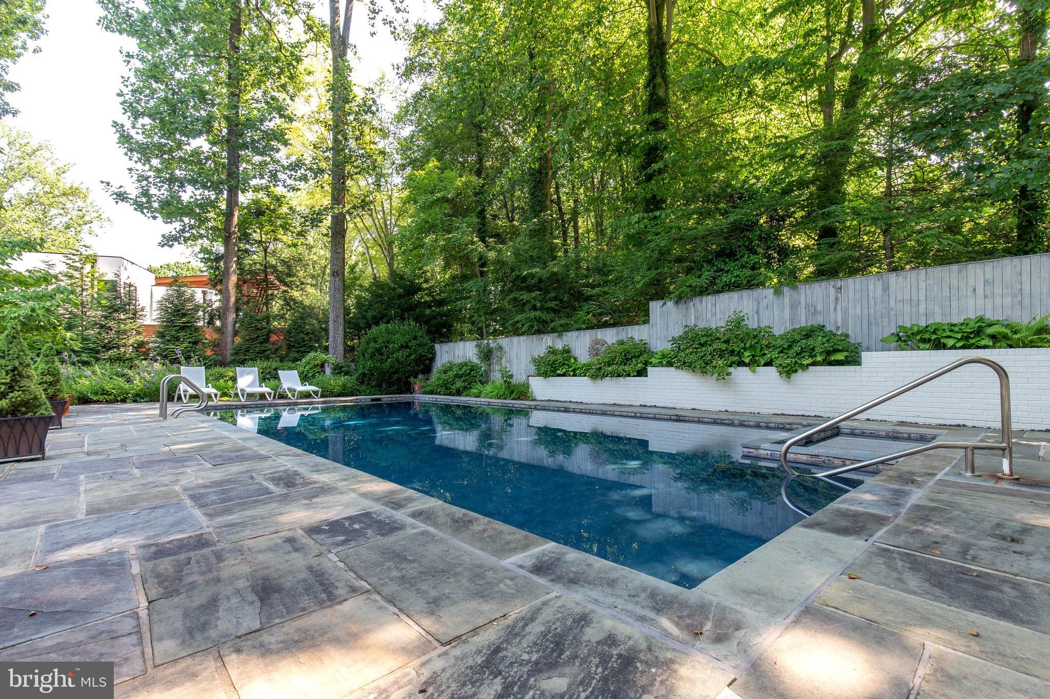 OLD GEORGETOWN ESTATES - Residential