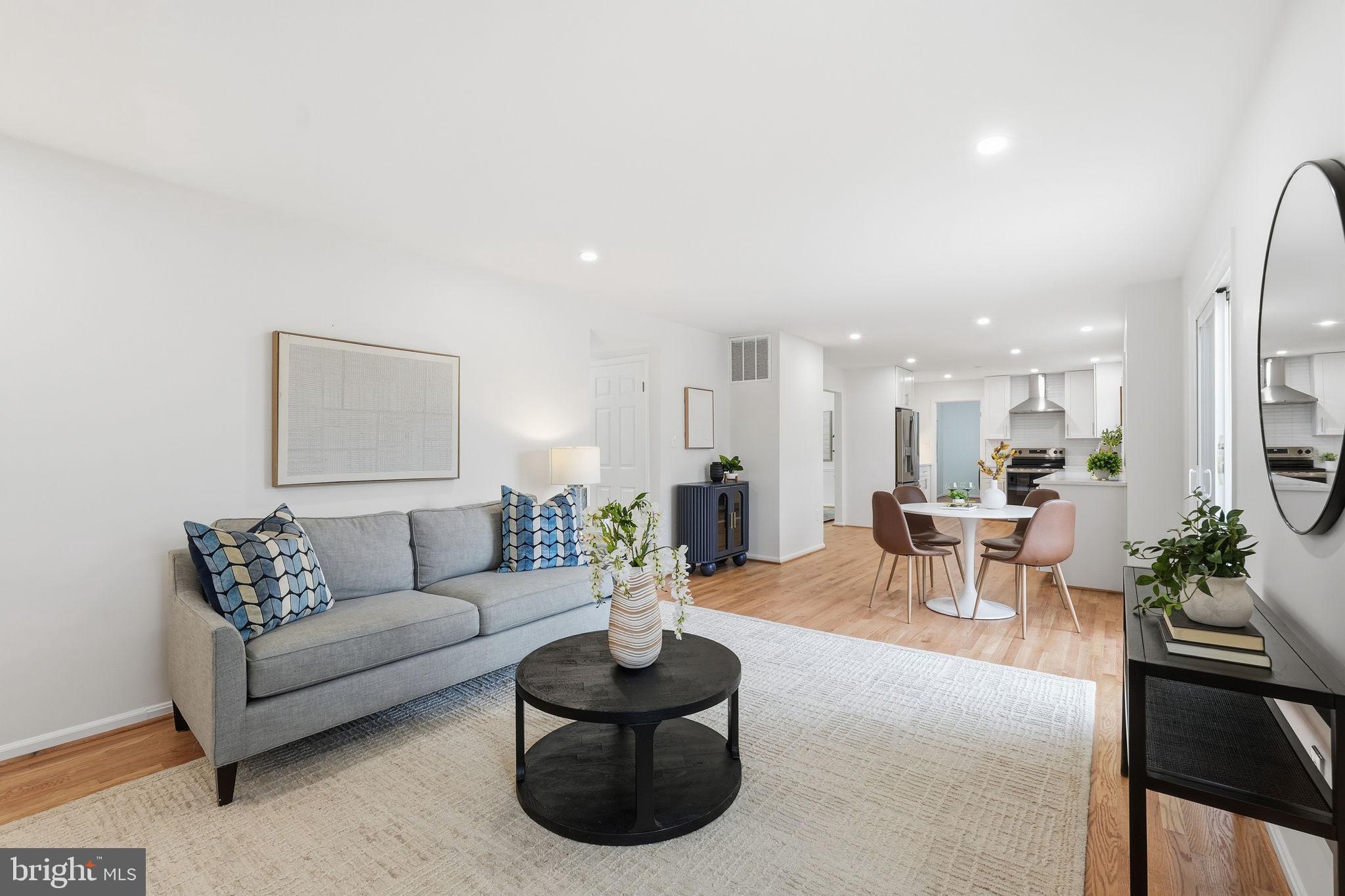 9416 MOUNT VERNON CIRCLE