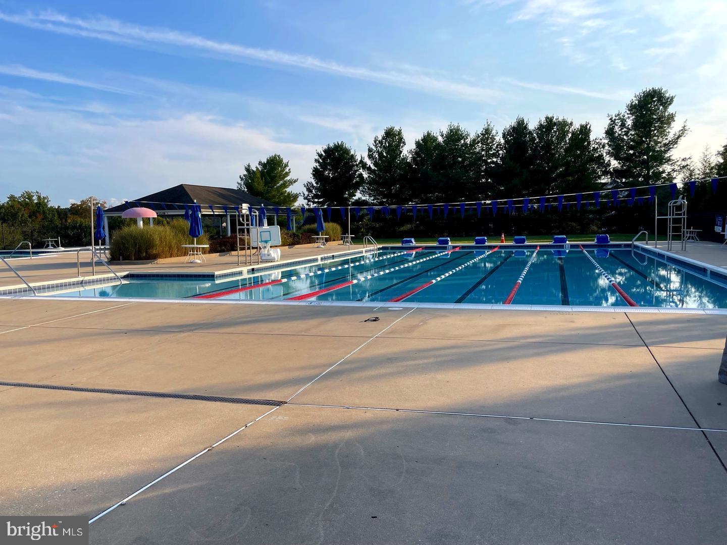 FIELDS OF NOTTINGHAM - Residential