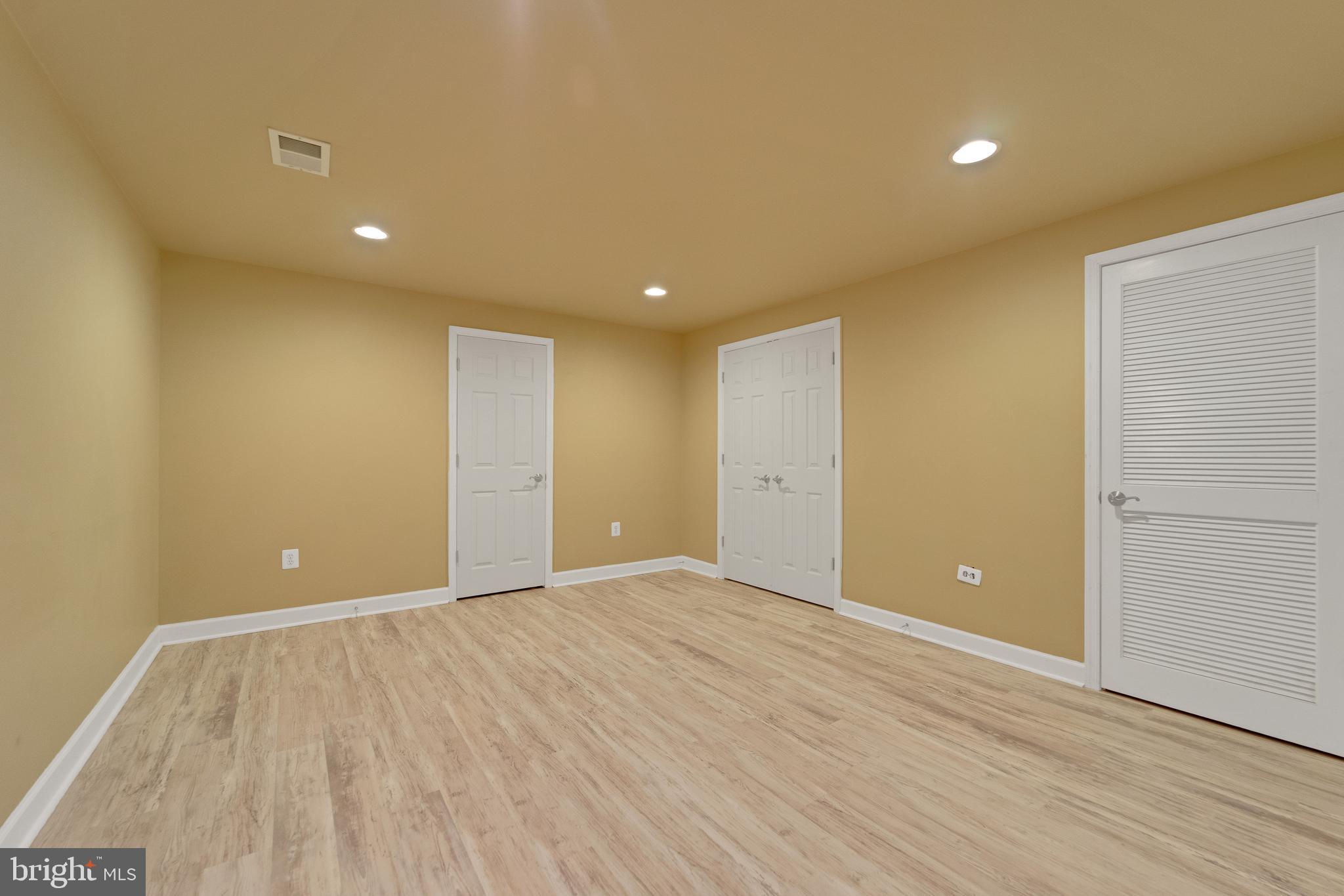 FIELDS OF NOTTINGHAM - Residential