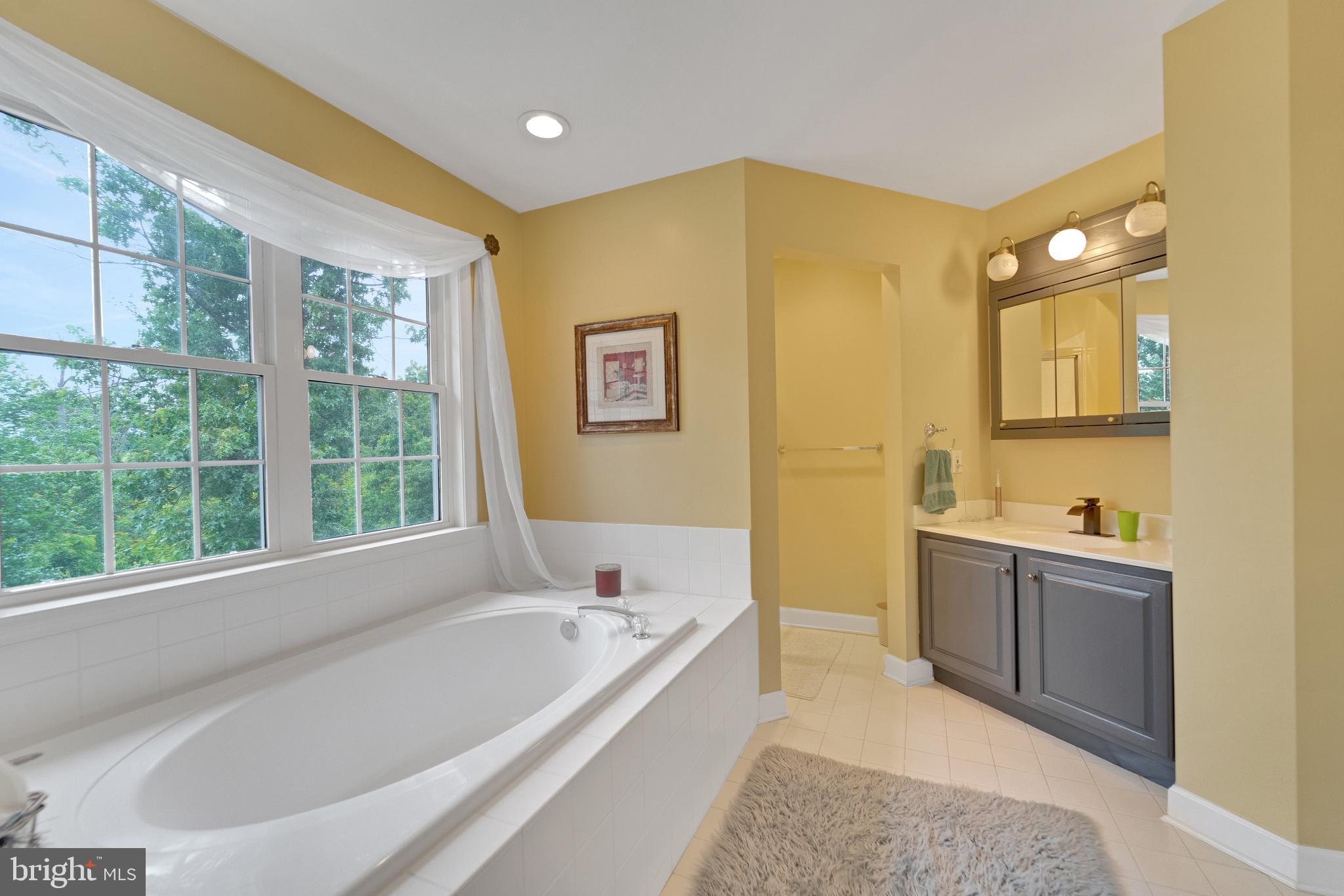 FIELDS OF NOTTINGHAM - Residential