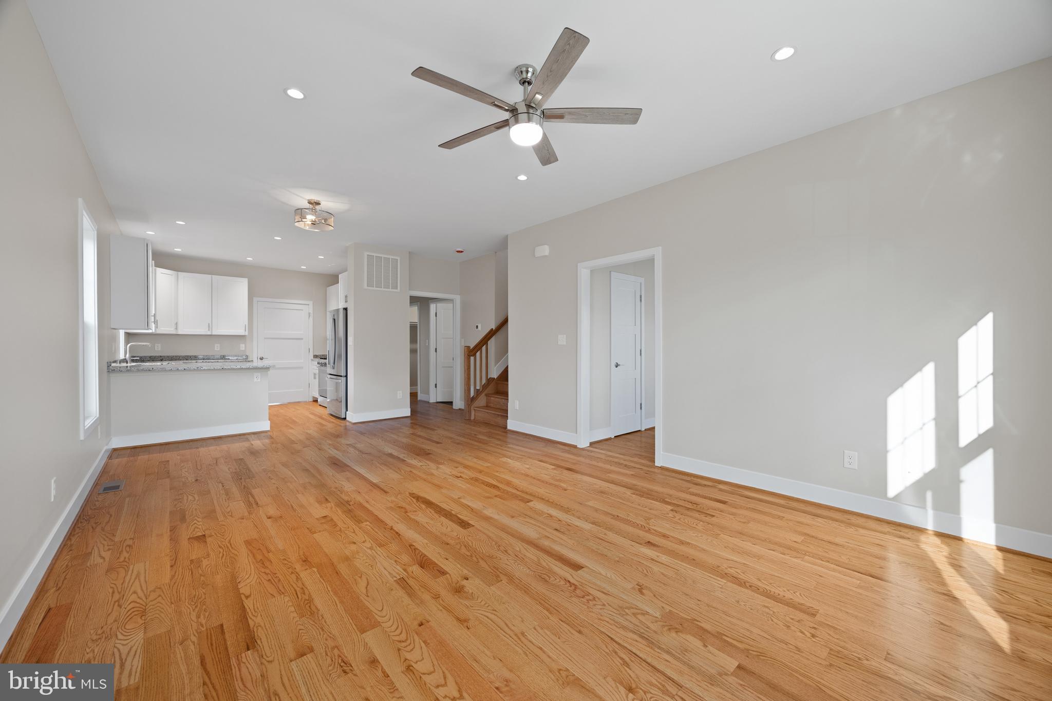 WINCHESTER CITY - Residential