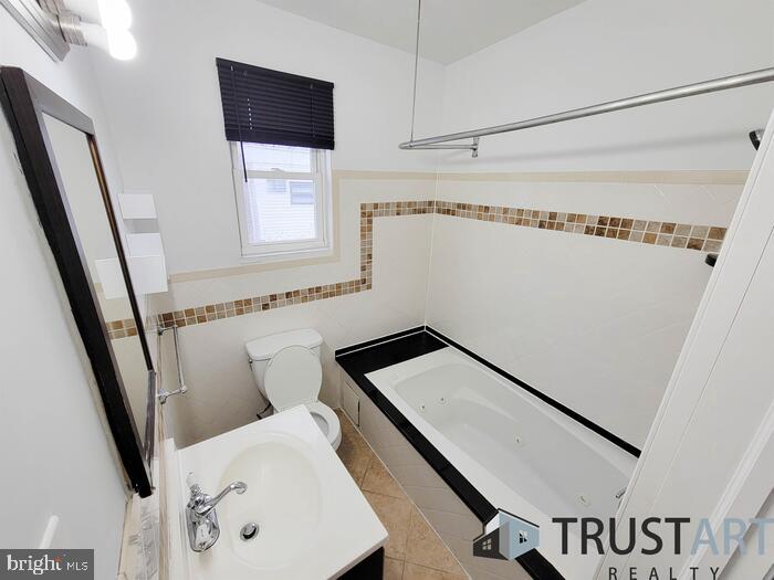 WHITMAN - Residential