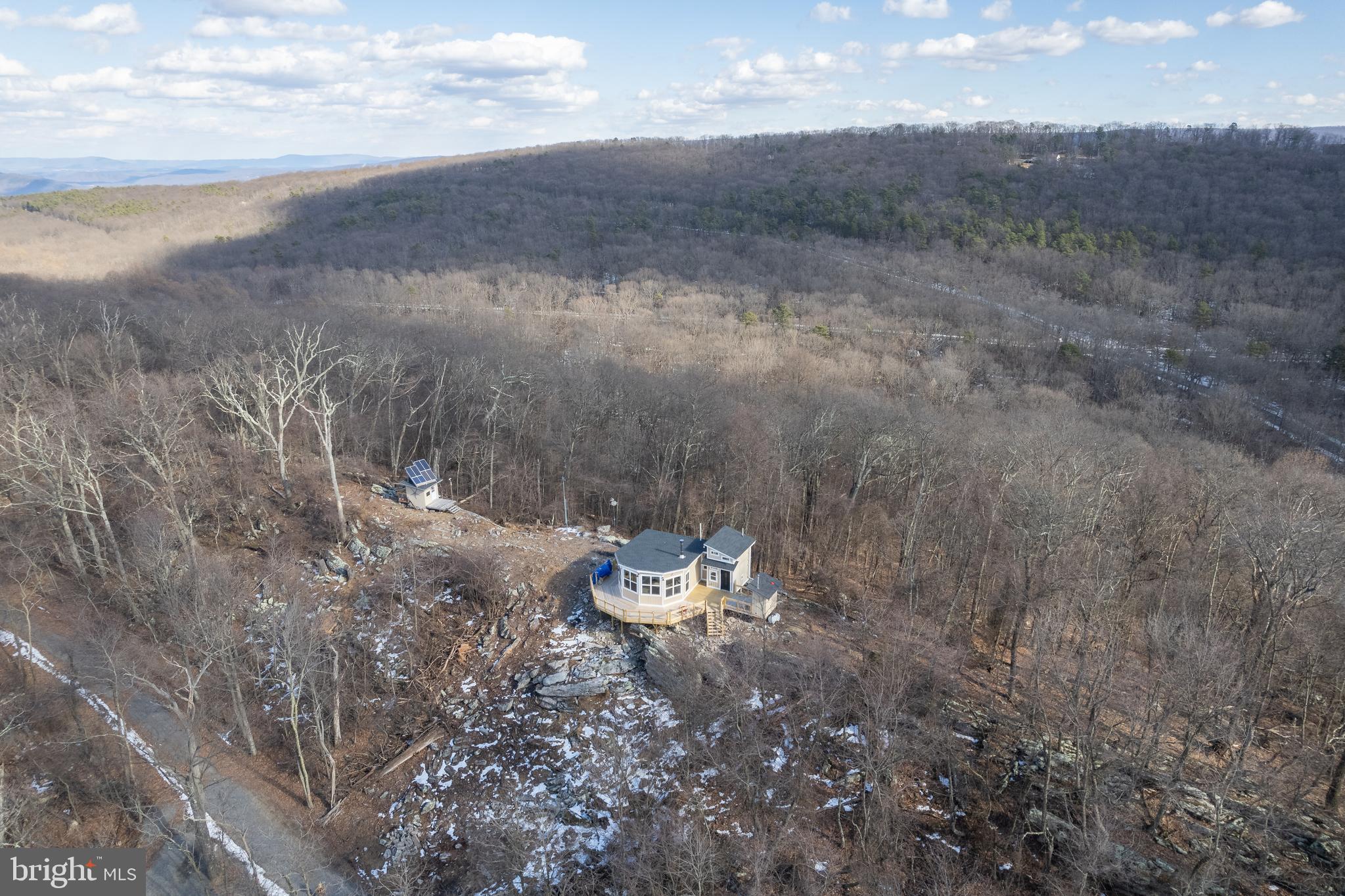 POTOMAC VALLEY VISTA - Residential