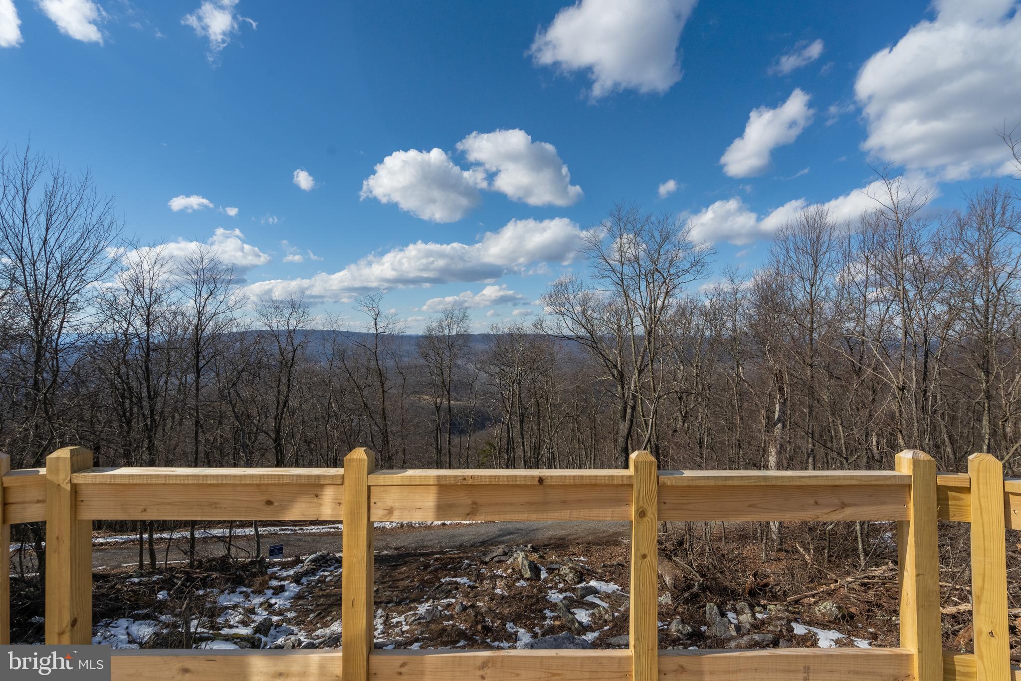 POTOMAC VALLEY VISTA - Residential