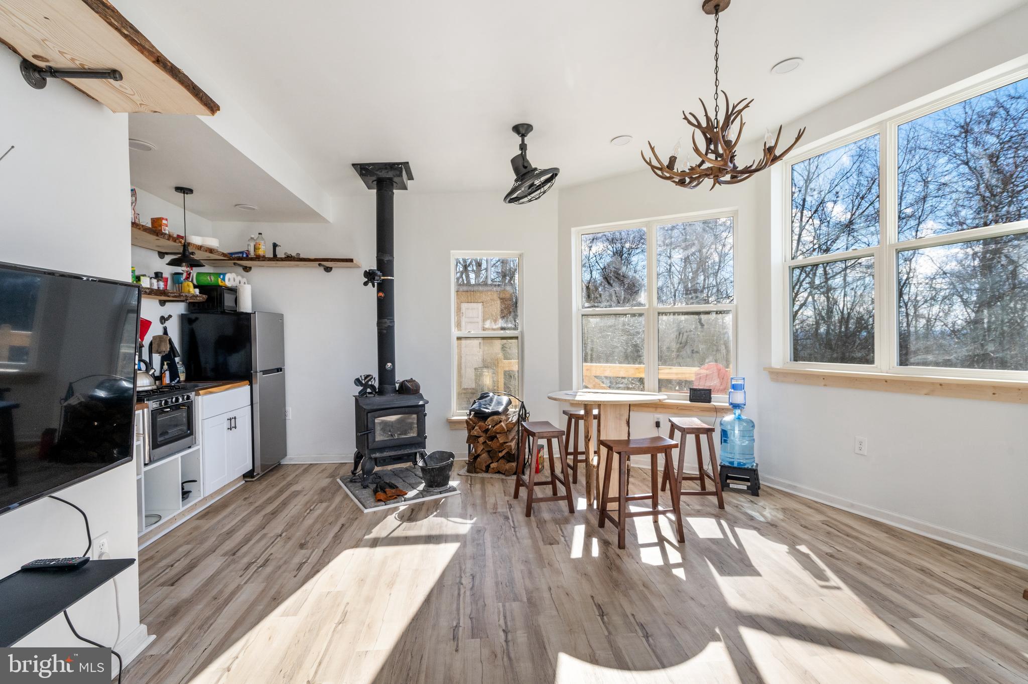 POTOMAC VALLEY VISTA - Residential