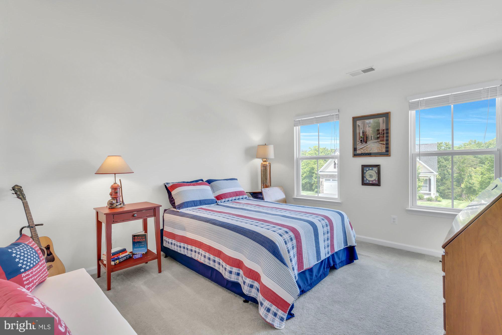 LAKE FREDERICK - Residential