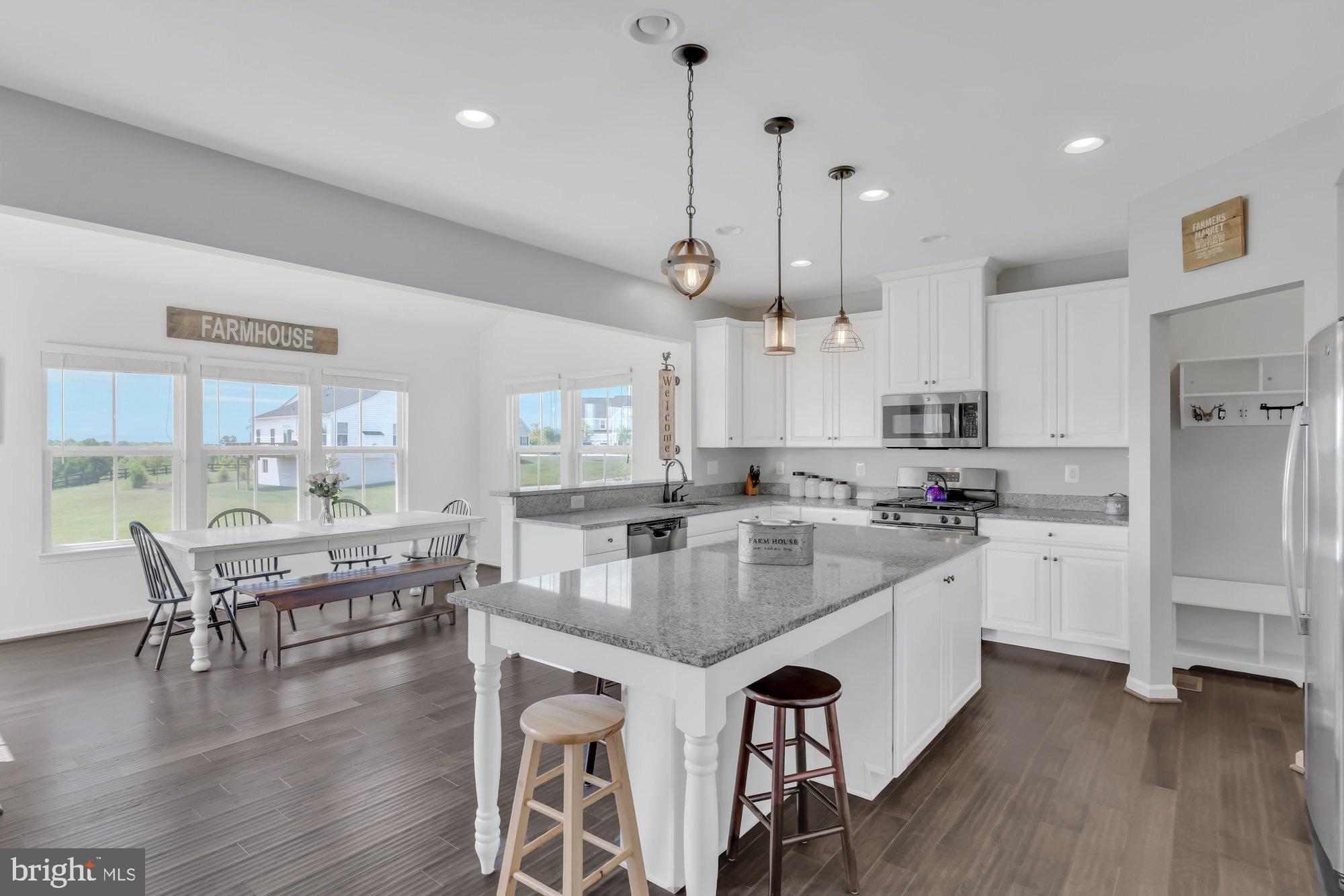 LAKE FREDERICK - Residential