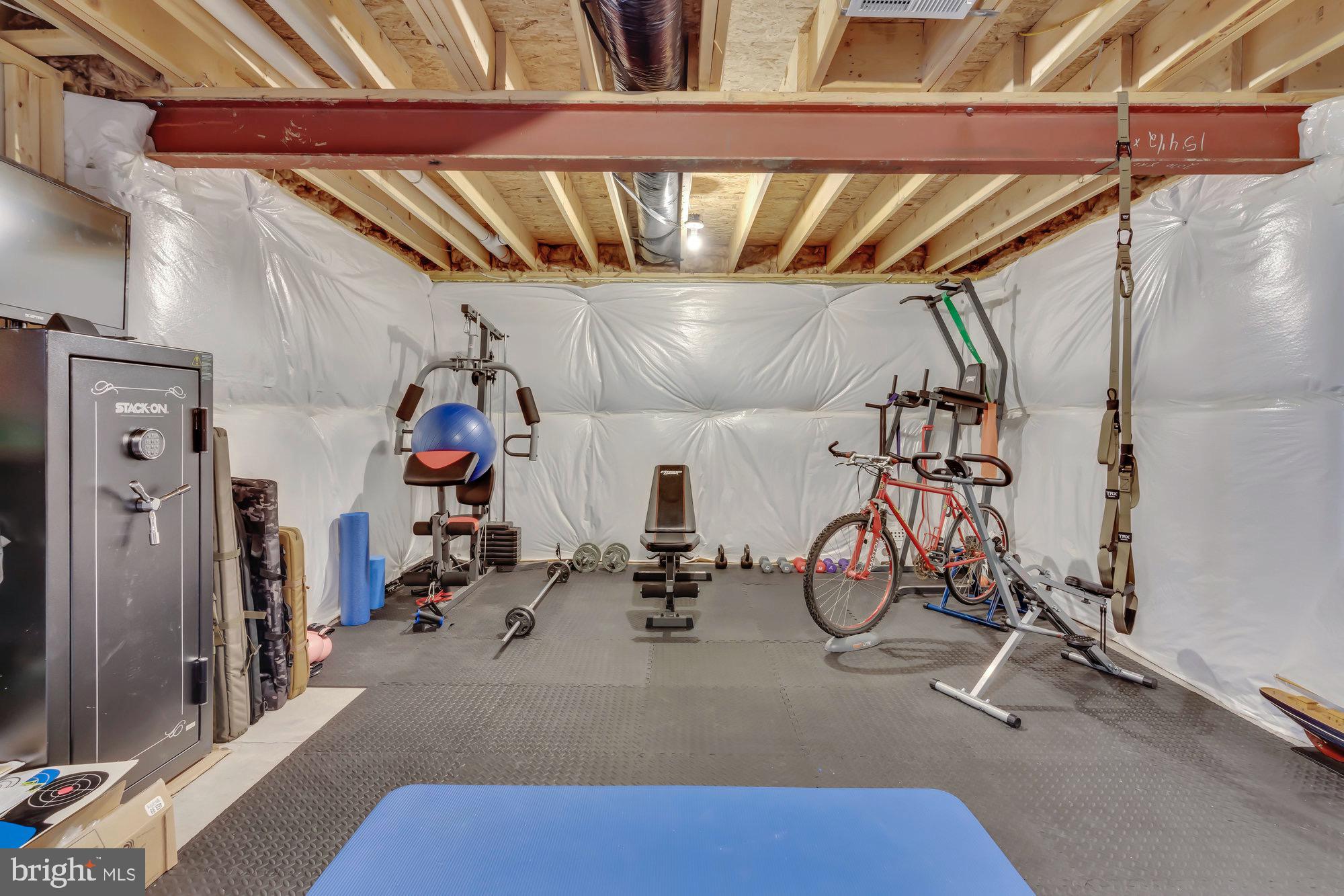 LAKE FREDERICK - Residential