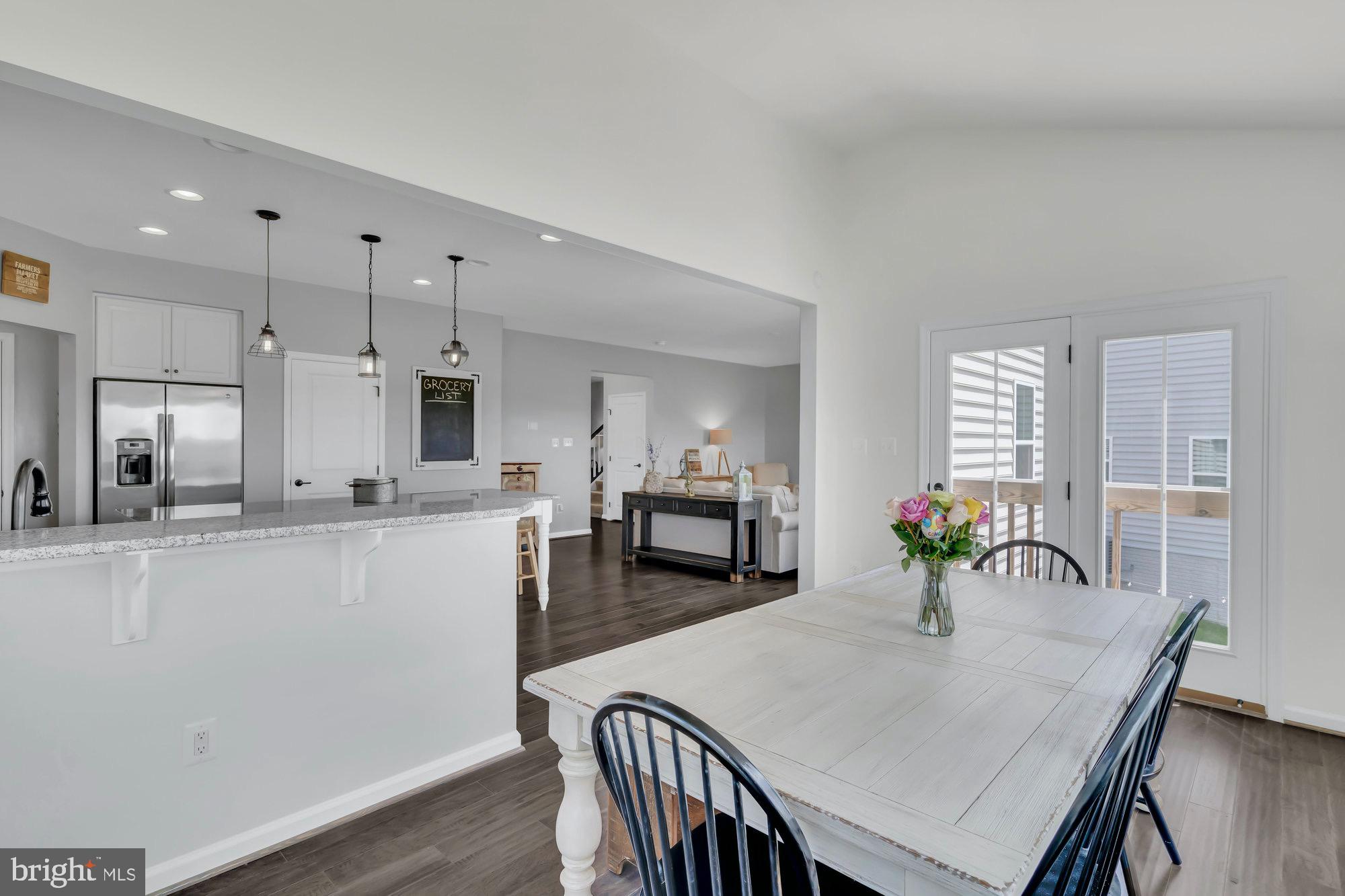 LAKE FREDERICK - Residential