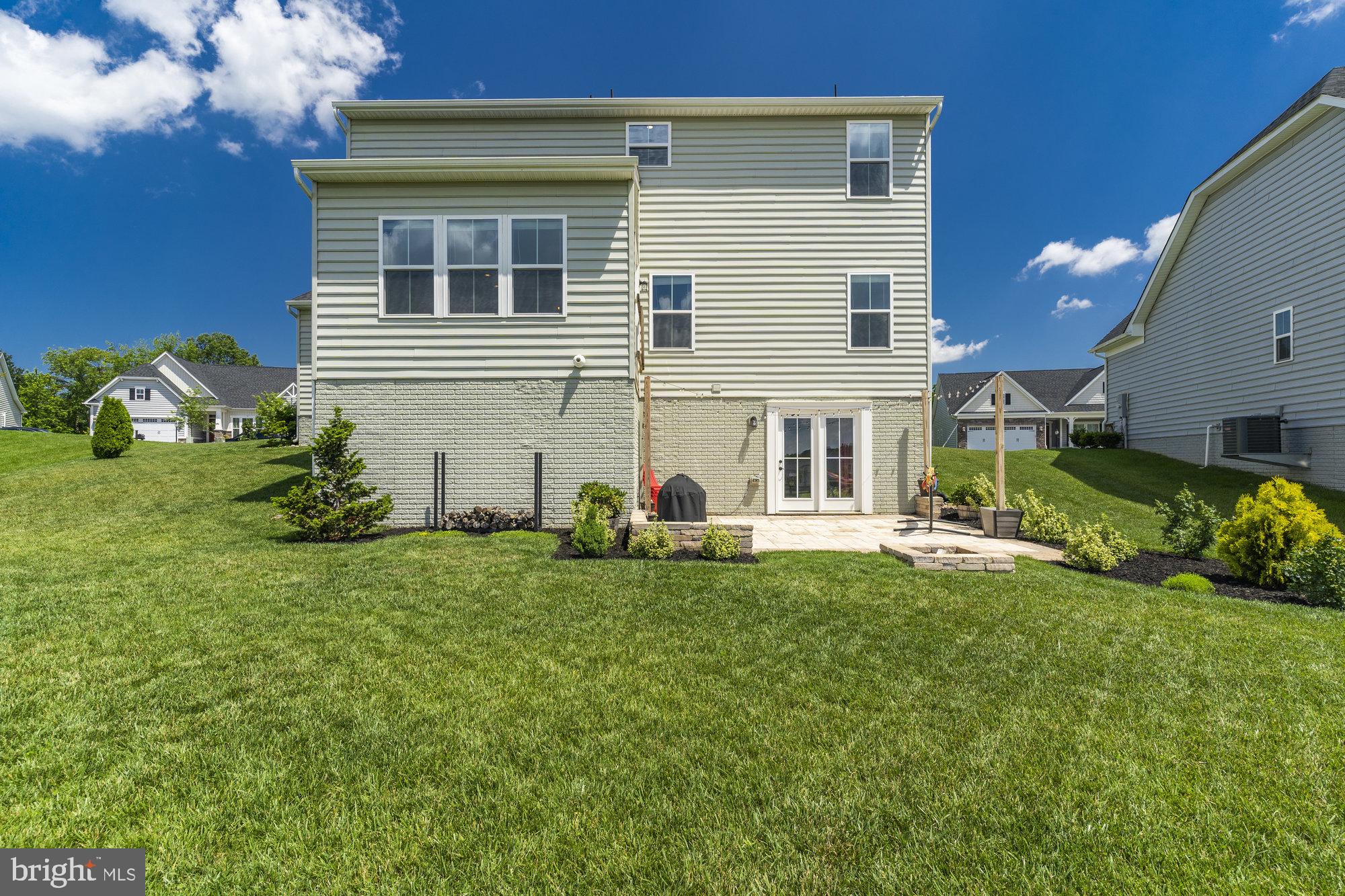 LAKE FREDERICK - Residential