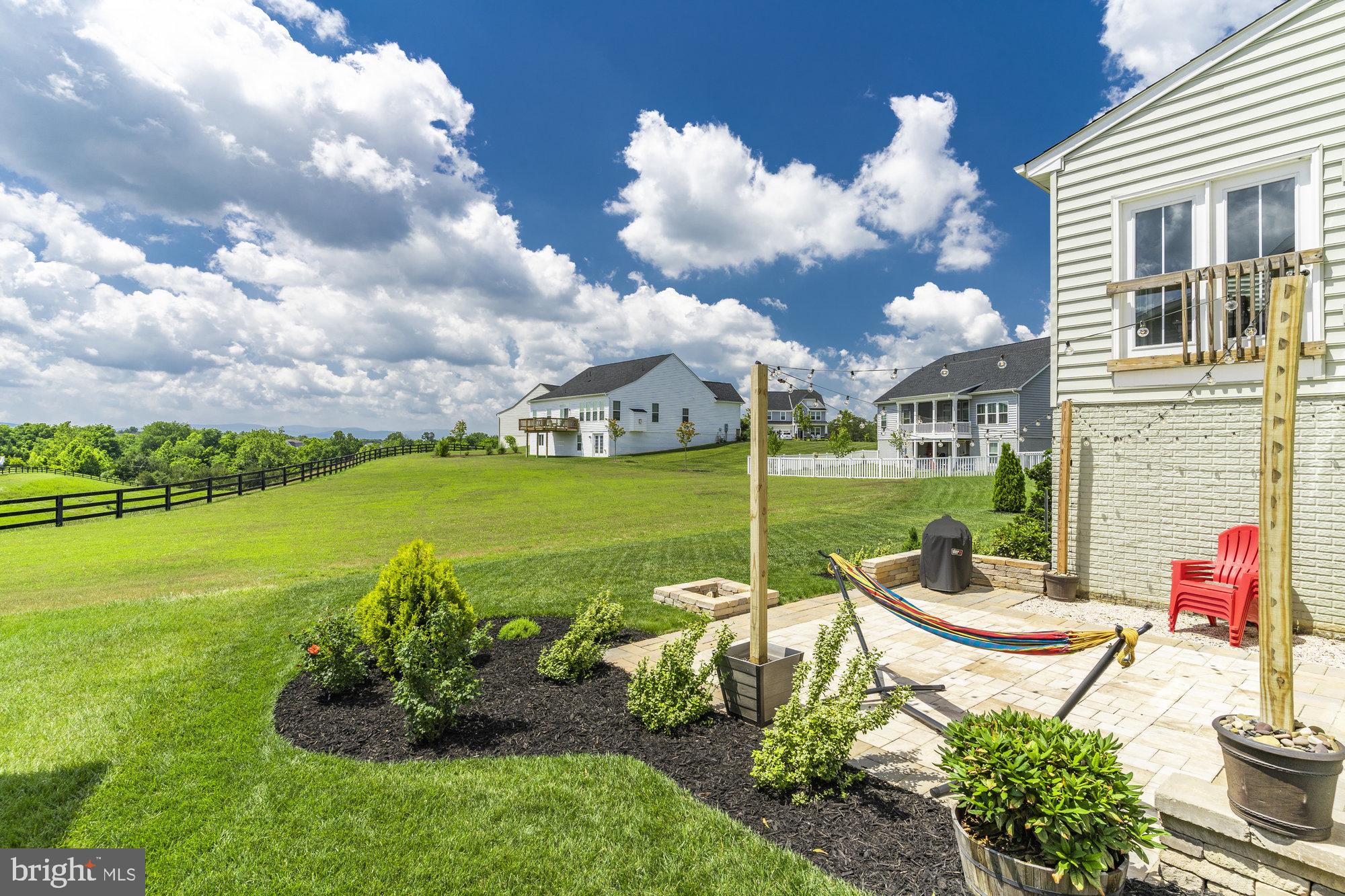 LAKE FREDERICK - Residential