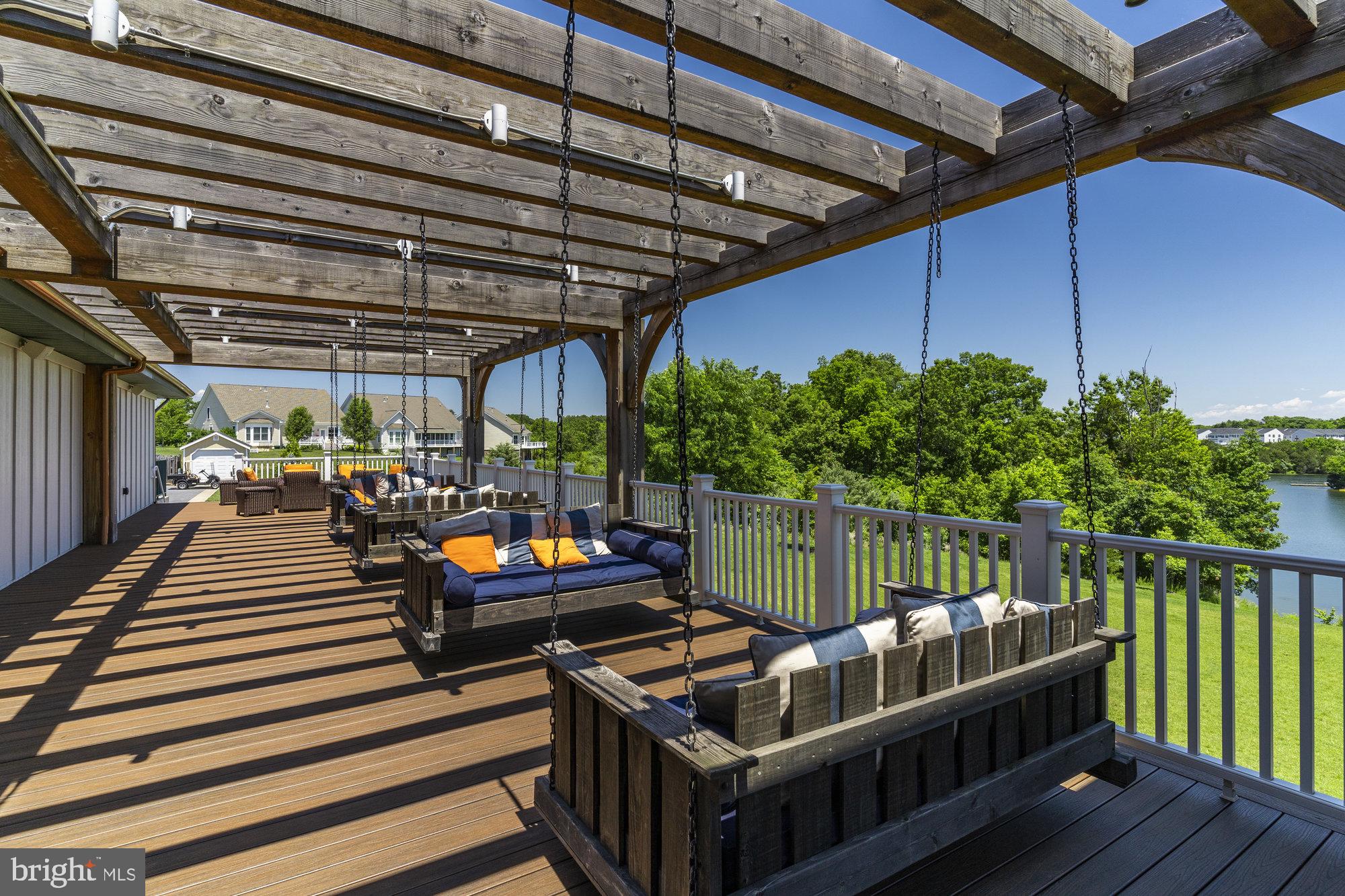 LAKE FREDERICK - Residential