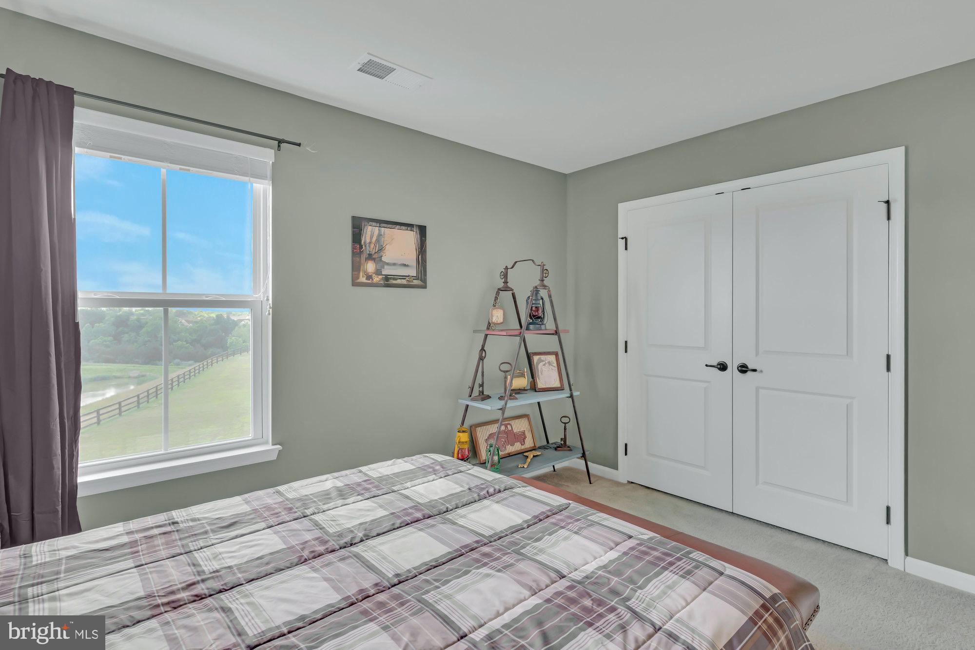 LAKE FREDERICK - Residential