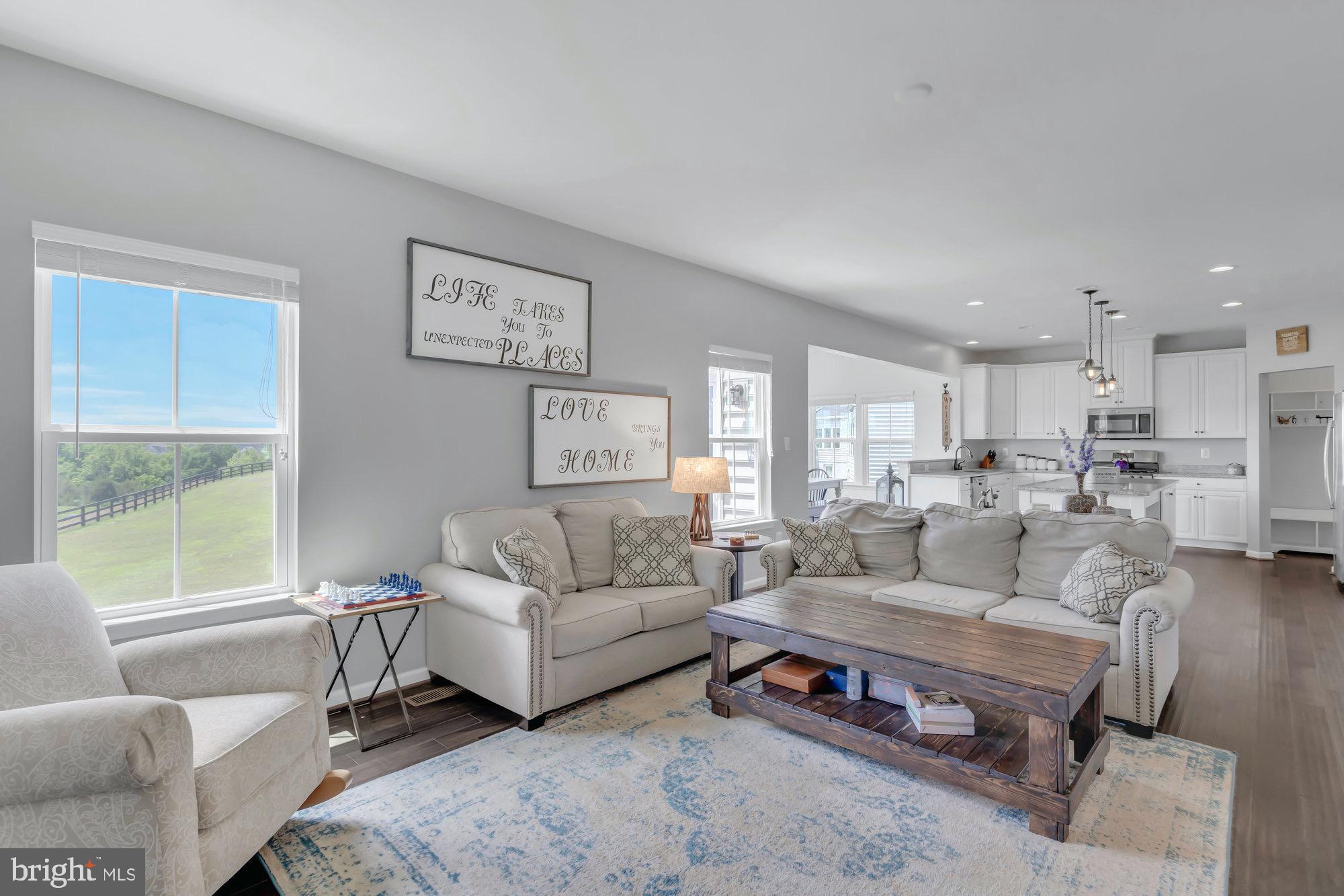 LAKE FREDERICK - Residential