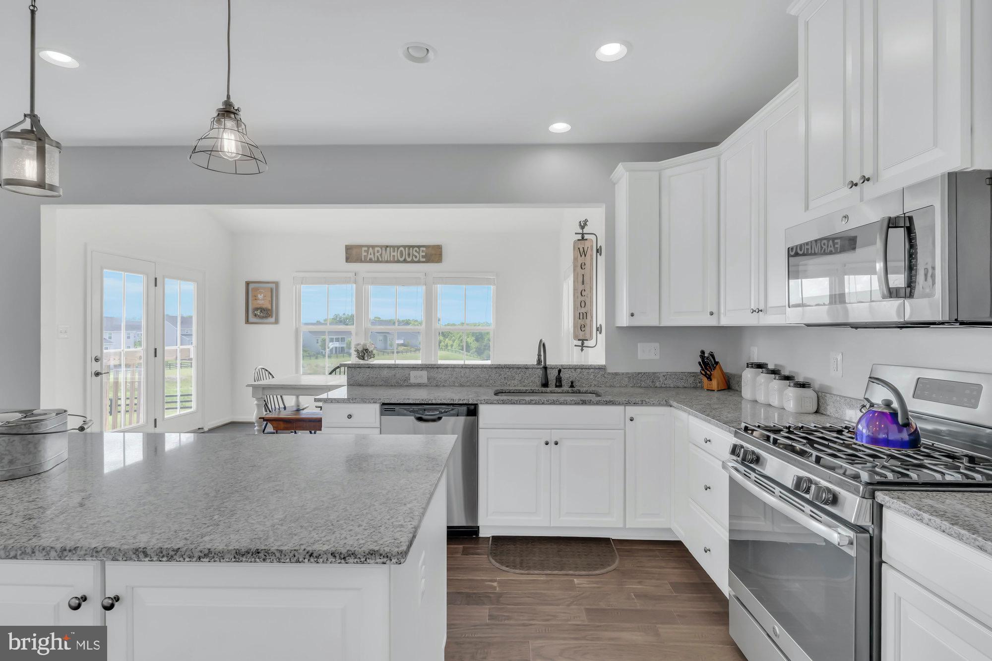 LAKE FREDERICK - Residential