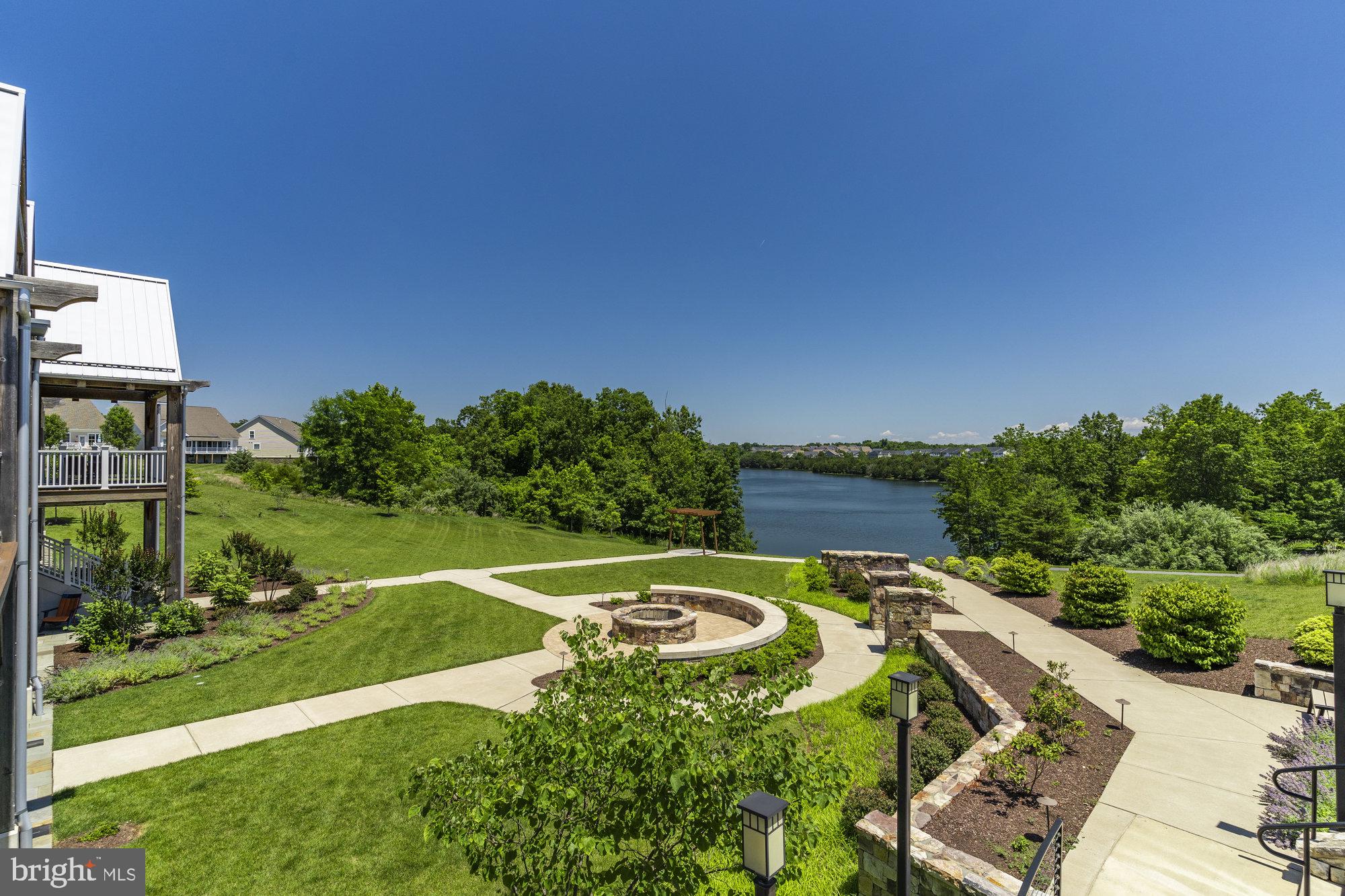 LAKE FREDERICK - Residential