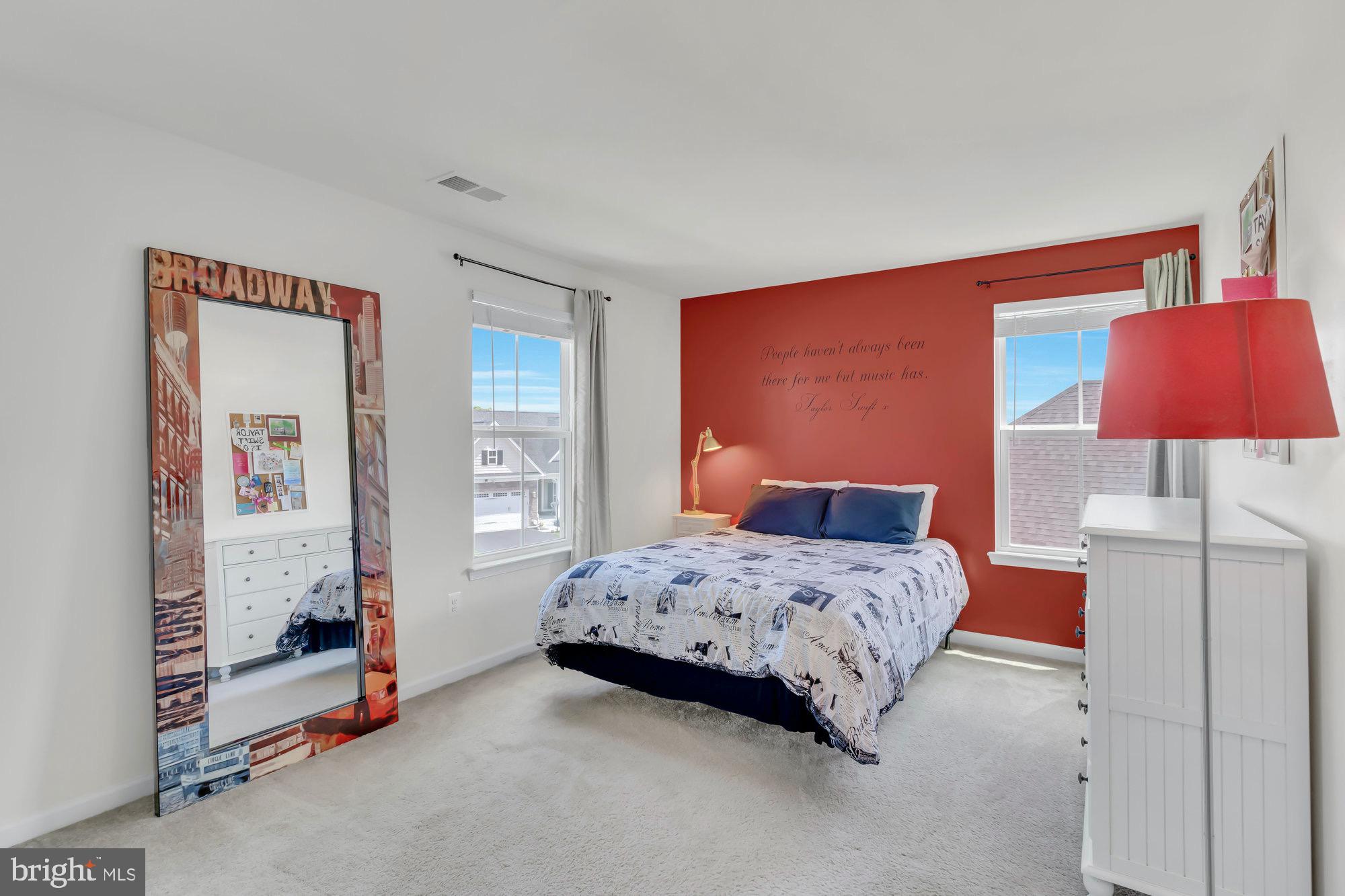 LAKE FREDERICK - Residential