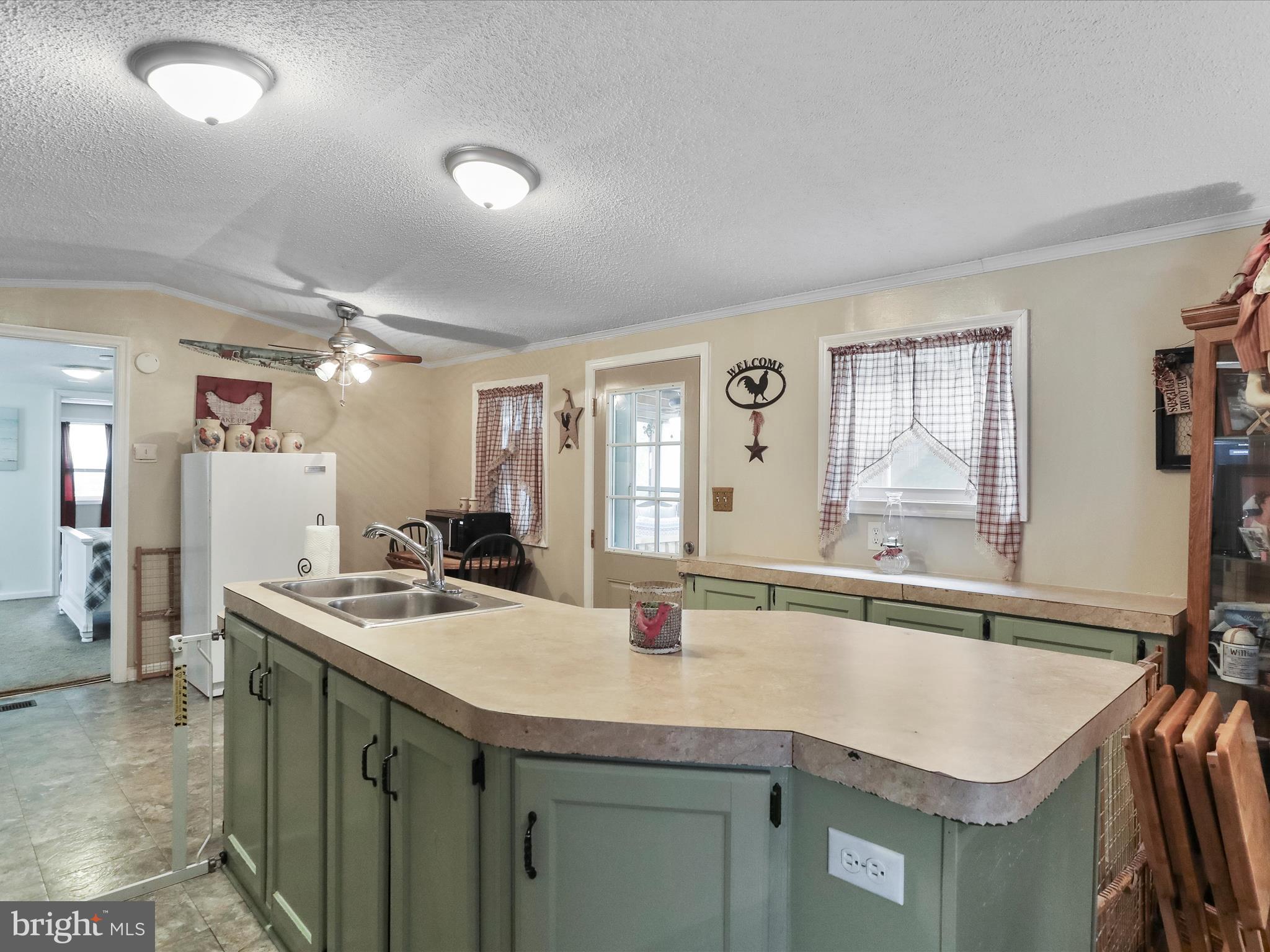 RIVERSIDE VILLAGES - Residential