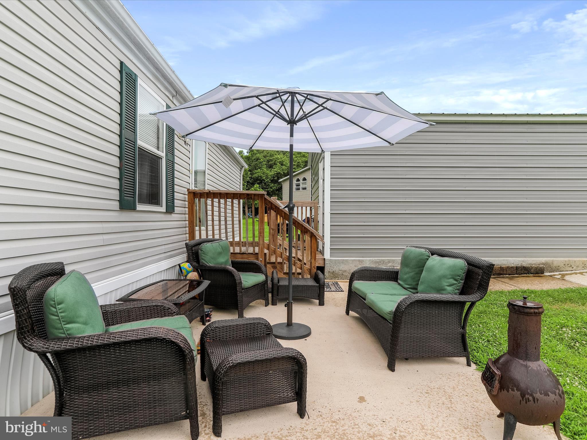 RIVERSIDE VILLAGES - Residential