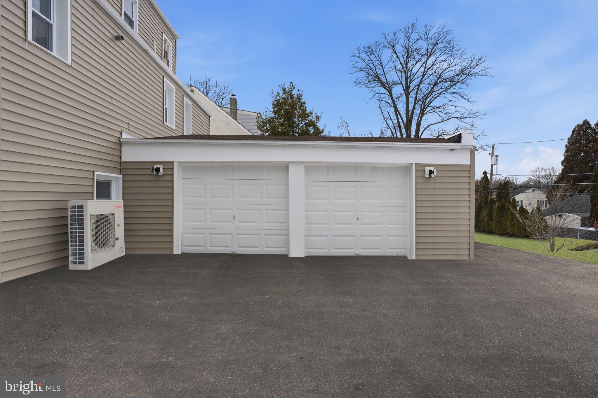 SOMERTON - Residential