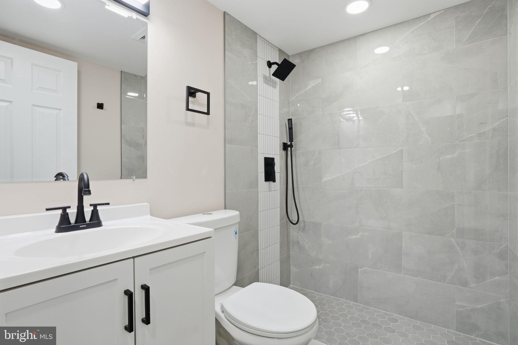 SOMERTON - Residential