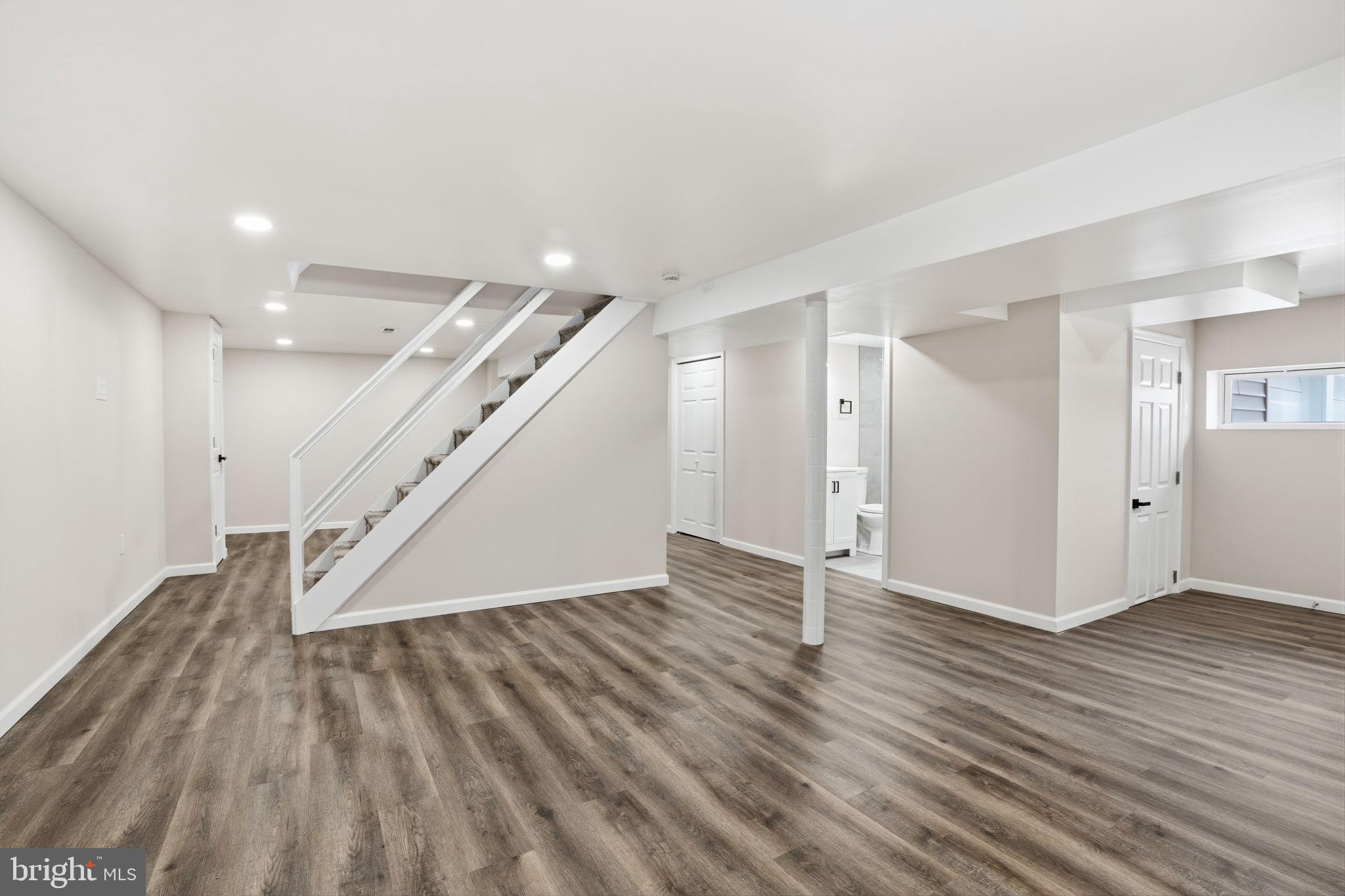 SOMERTON - Residential