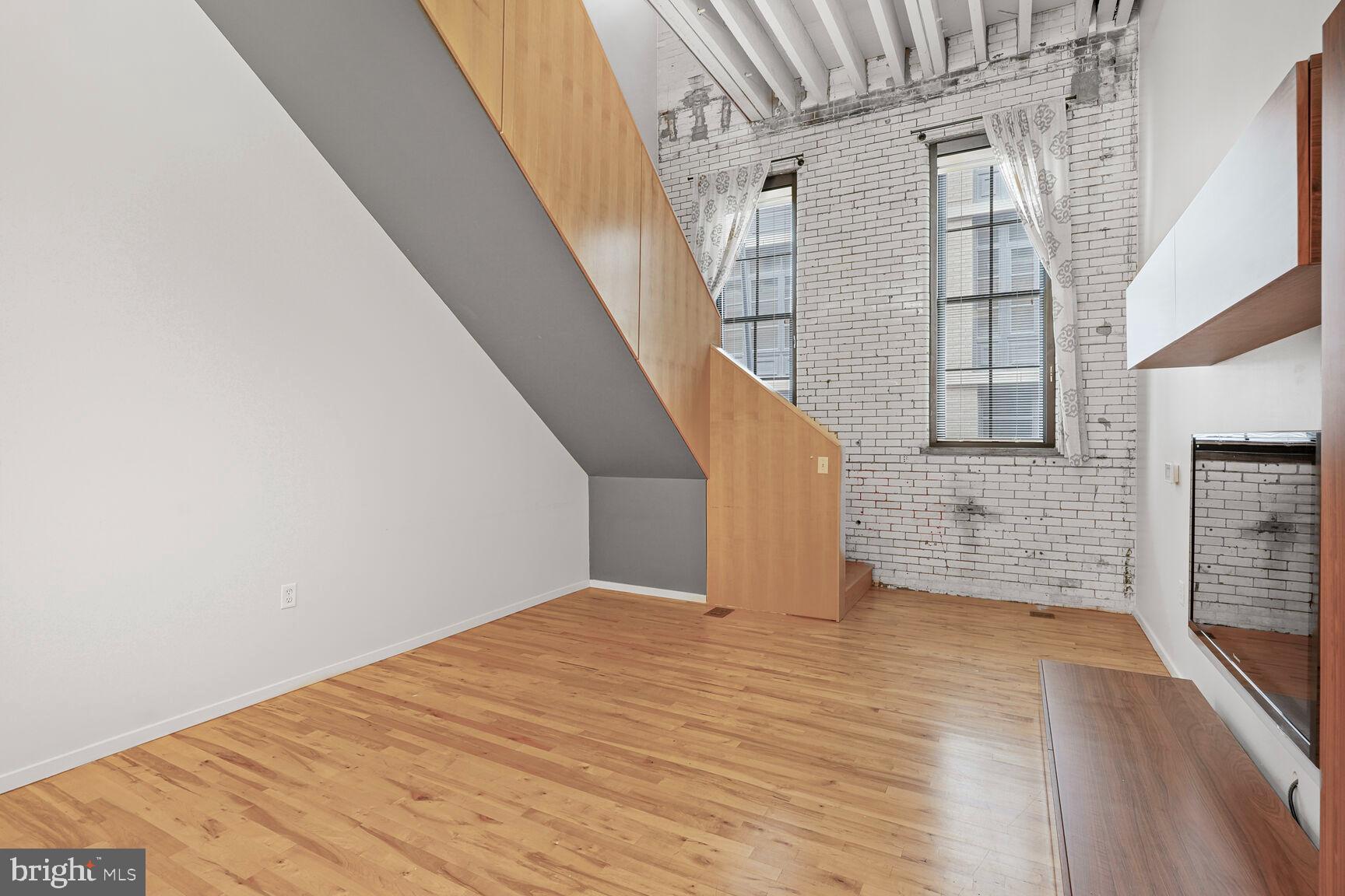 437 NEW YORK AVENUE NW Y24