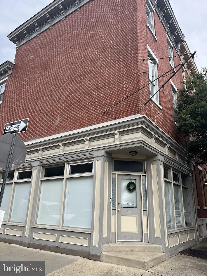 Beautiful, large, sun-filled, corner triplex in exciting area with great income history. Live in one unit and rent the others or purchase and hold this long term blue chip investment. All self contained units. The unit breakdown is as follows; Unit 1. 2 bedrooms, 1.5 baths with back yard, $1590, 6/30/26, Unit 2. 2 bedrooms, 1 bath with deck,$1565, exp 7/31/26, Unit 3. 2 bedrooms, 1 bath with deck, $1695, exp 6/30/26. Schedule your showing today!